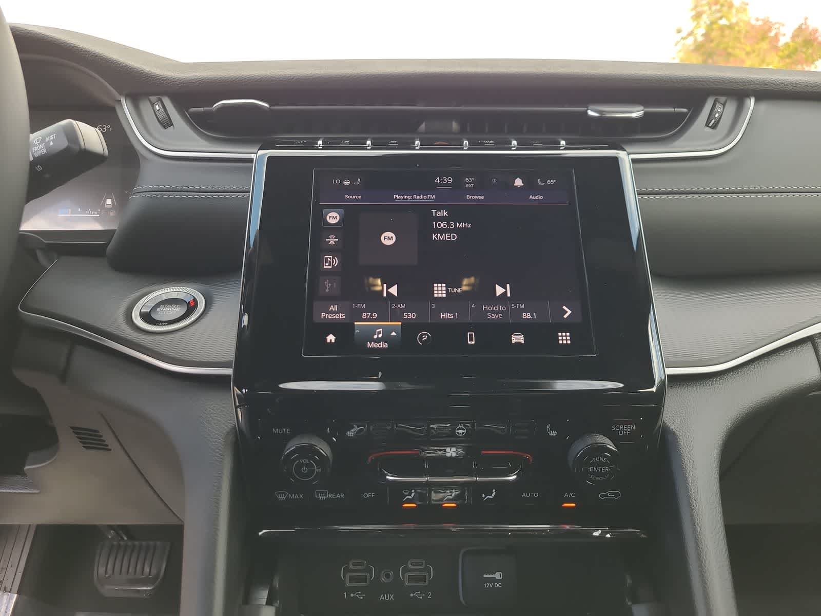 Thumbnail: 2025 Jeep Grand Cherokee - 24