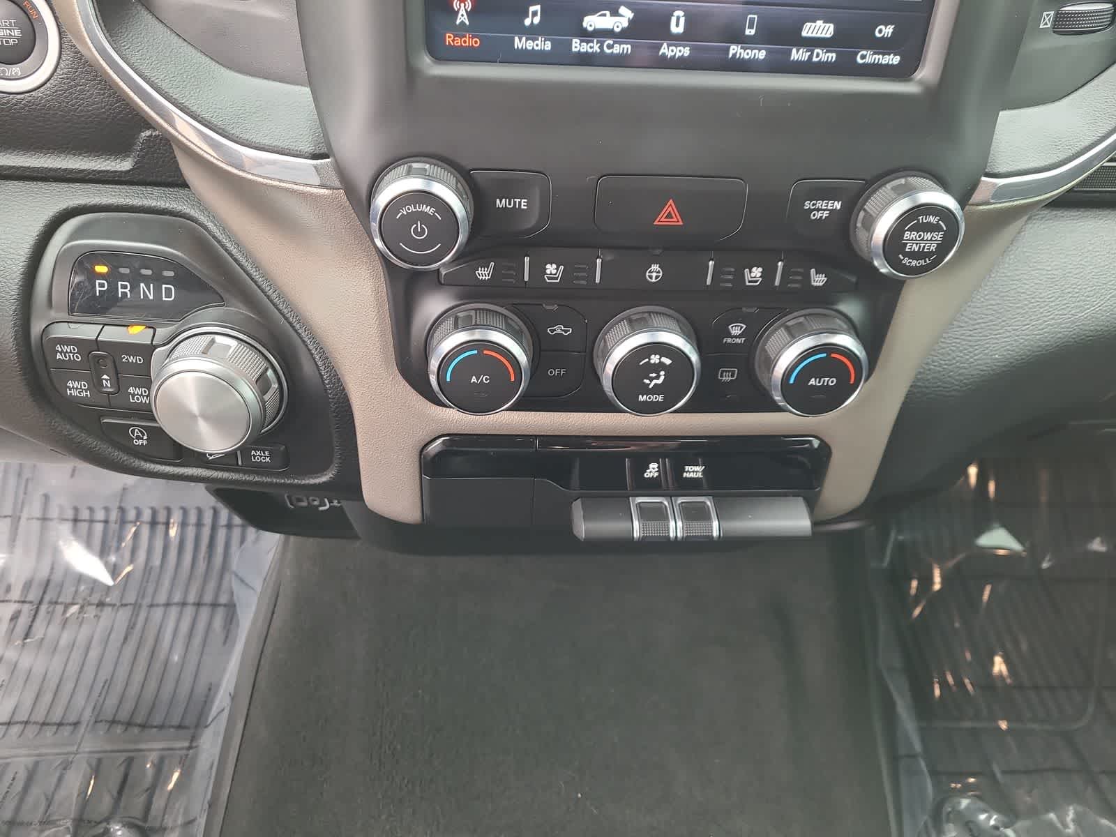 Thumbnail: 2021 RAM 1500 - 25