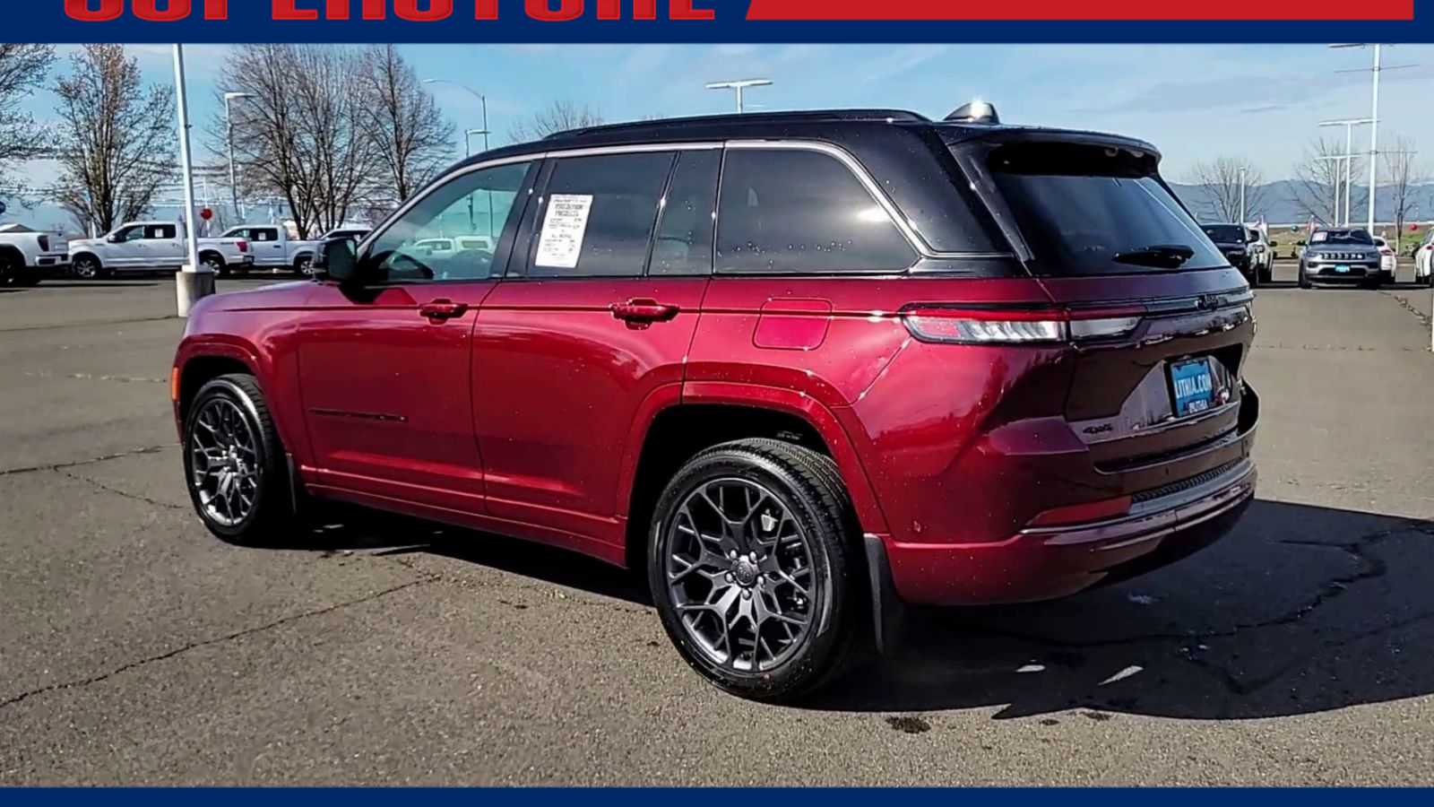 Thumbnail: 2026 Jeep Grand Cherokee - 6