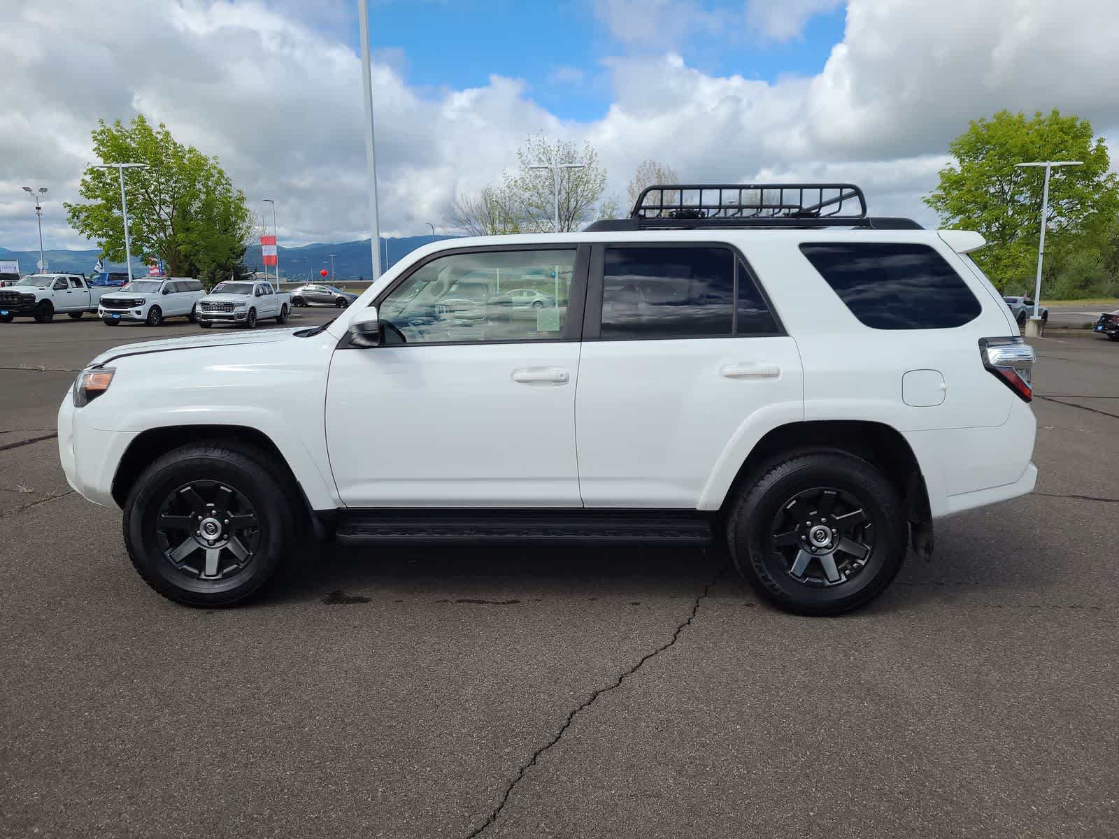 Thumbnail: 2021 Toyota 4Runner - 11