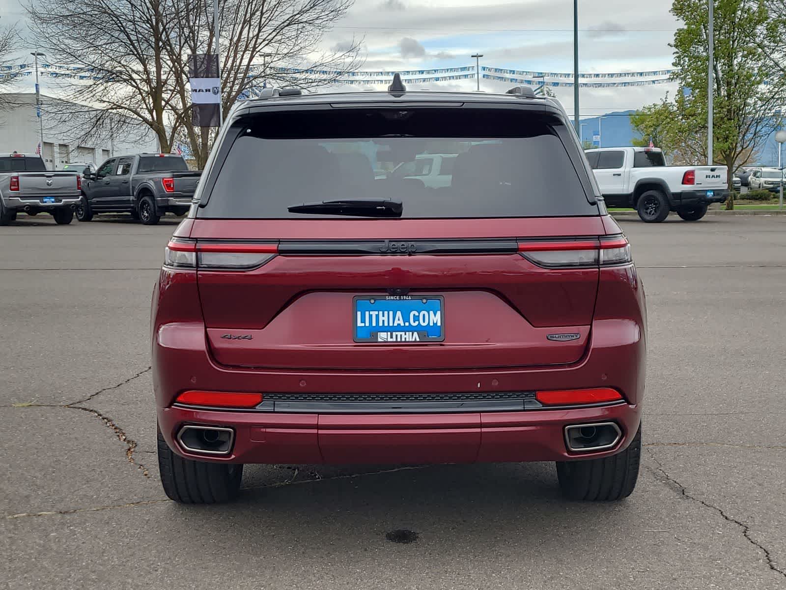 Thumbnail: 2025 Jeep Grand Cherokee - 13