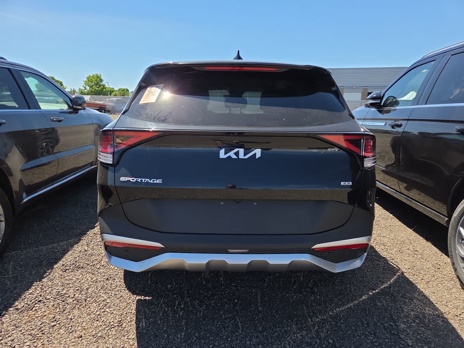 Thumbnail: 2023 Kia Sportage - 4