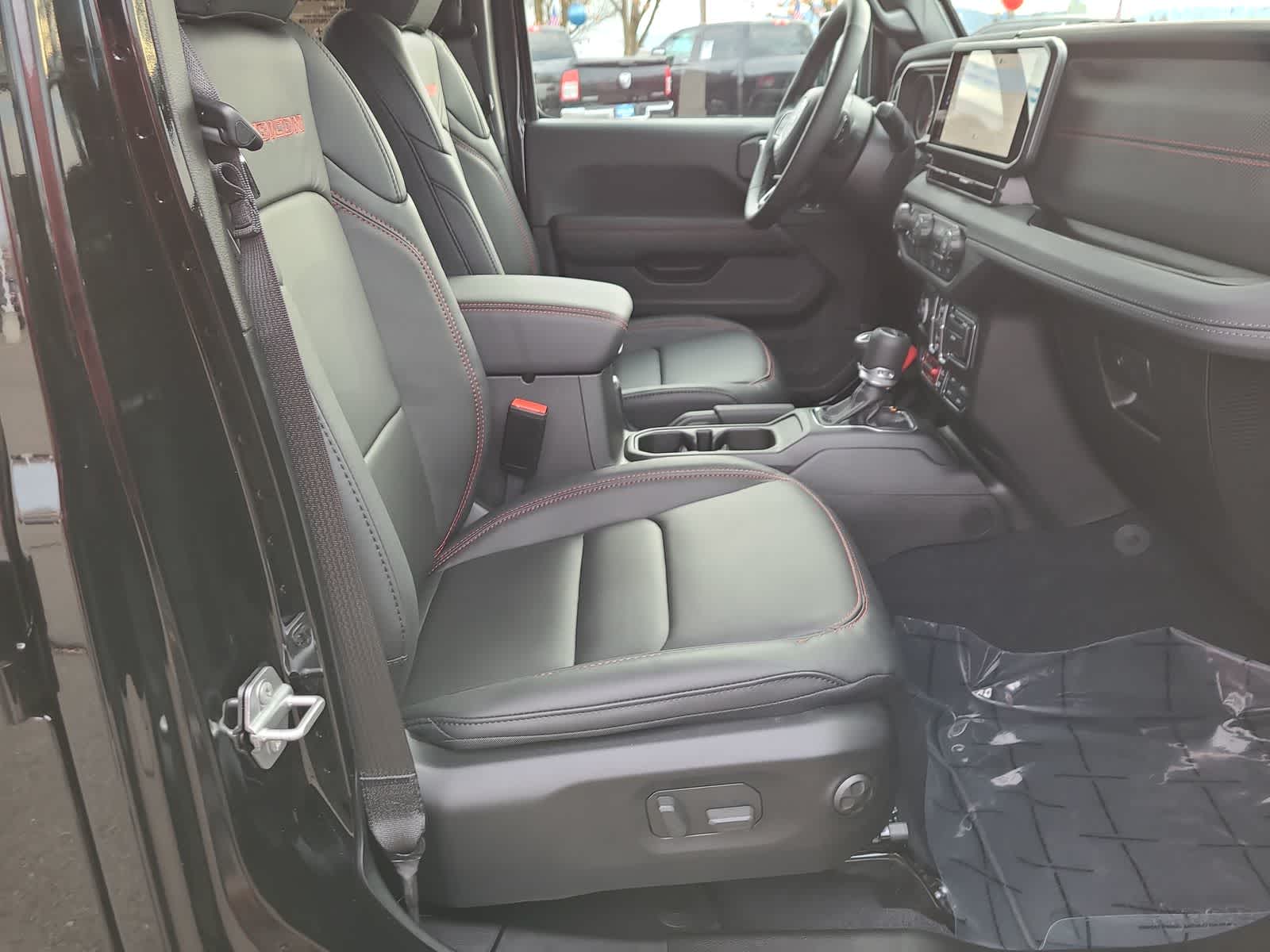 Thumbnail: 2026 Jeep Gladiator - 22