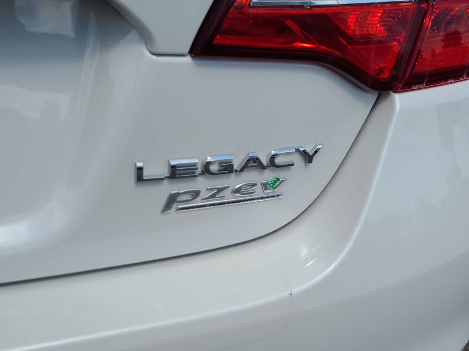 Thumbnail: 2015 Subaru Legacy - 15