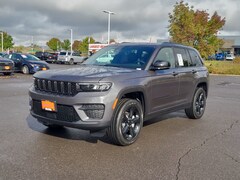 2025 Jeep Grand Cherokee ALTITUDE X 4X4 Sport Utility Medford, OR