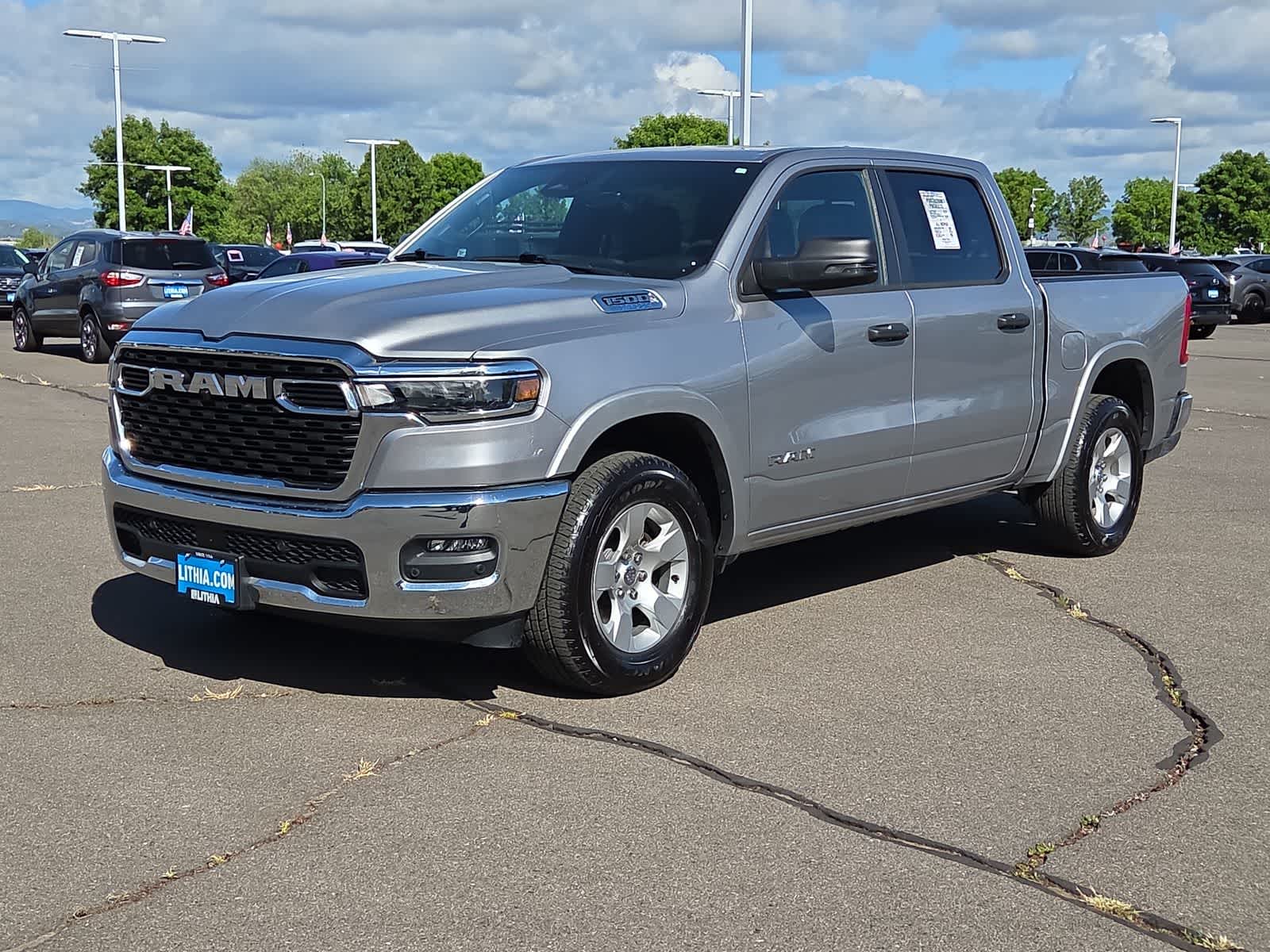 2025 RAM 1500 Big Horn/Lone Star 4x4 Crew Cab 5'7's photo