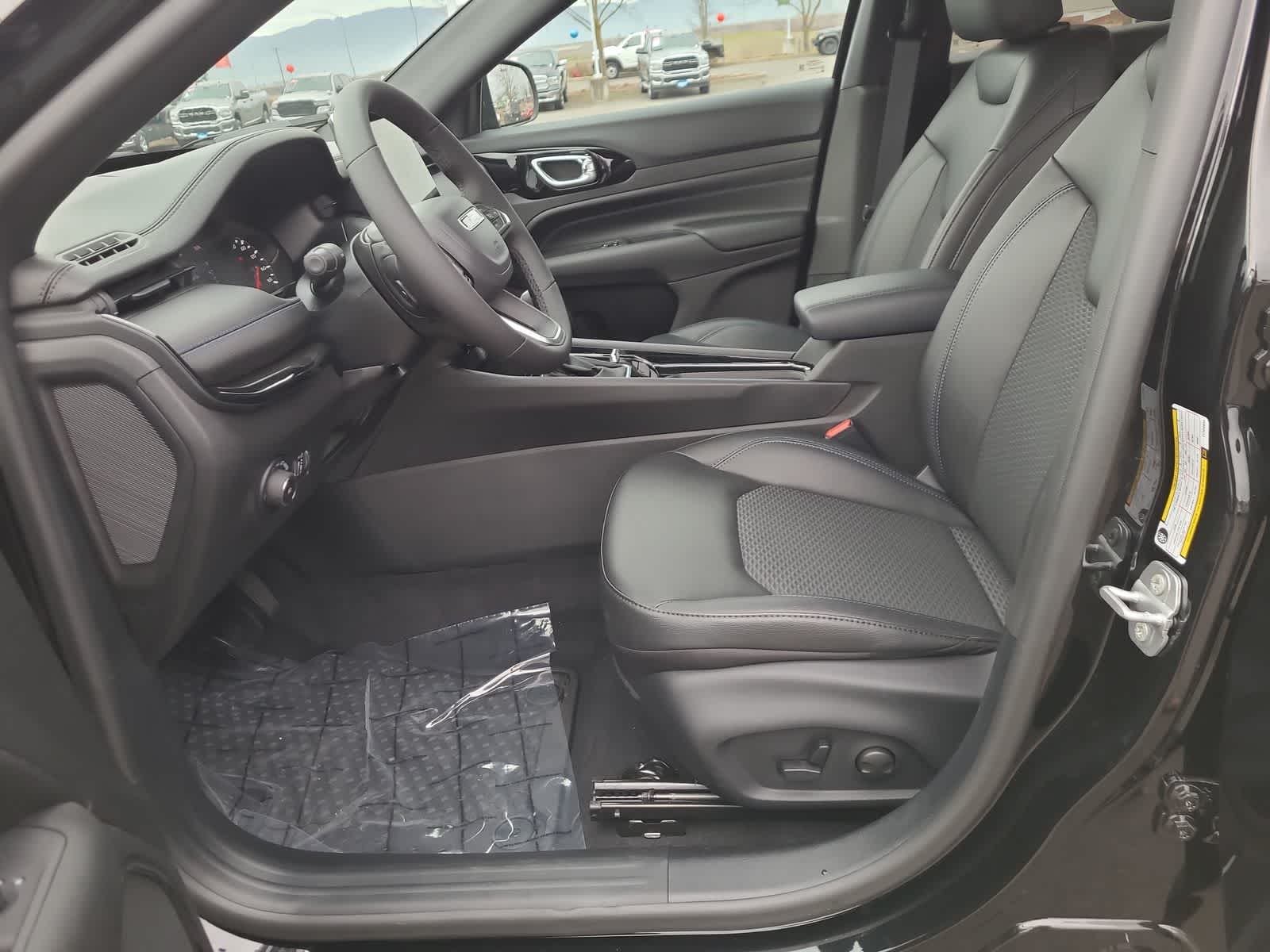 Thumbnail: 2026 Jeep Compass - 19