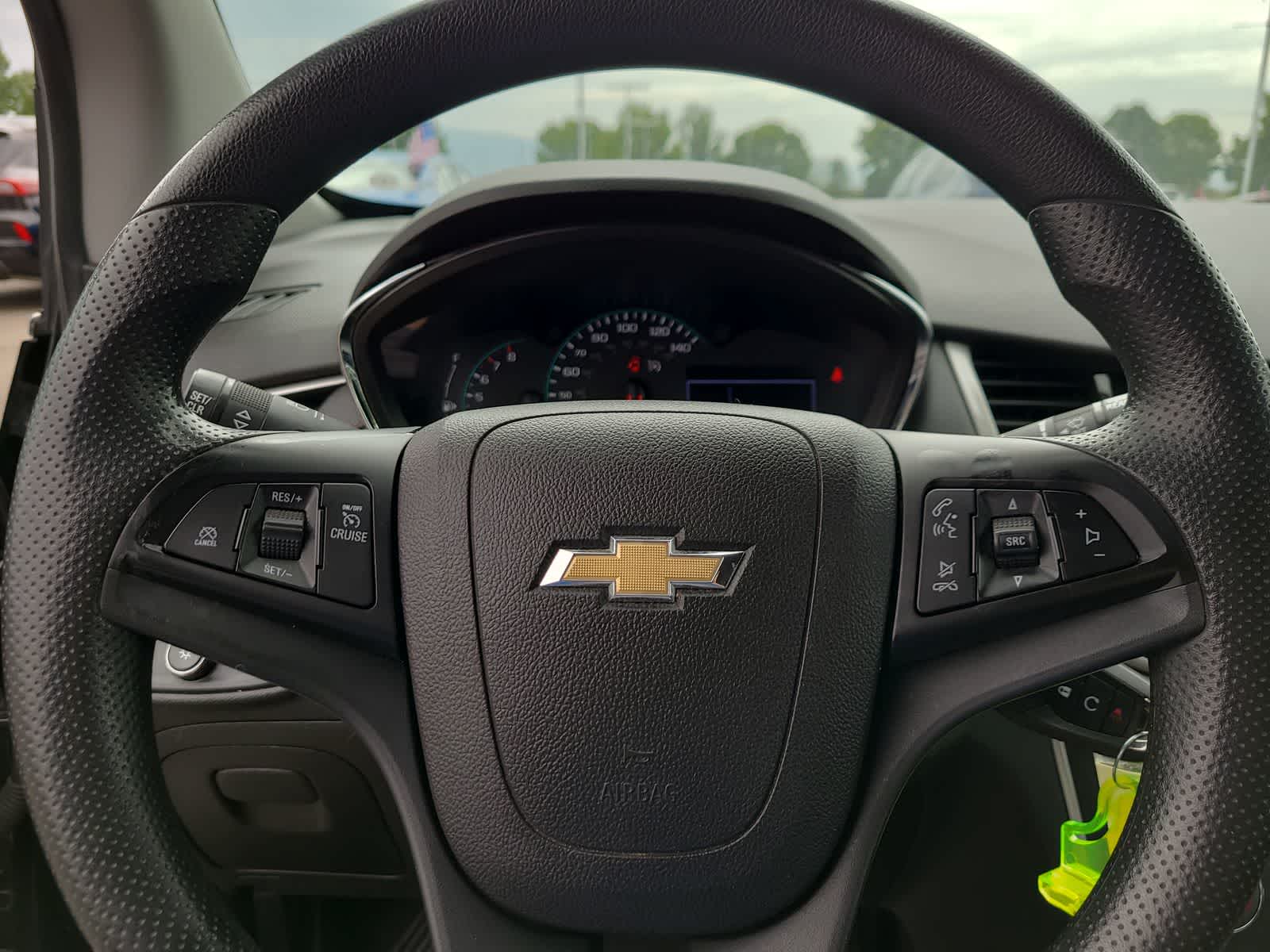 Thumbnail: 2020 Chevrolet Trax - 23