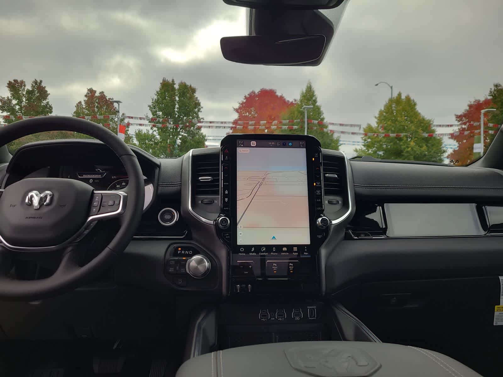 Thumbnail: 2026 RAM 1500 - 18