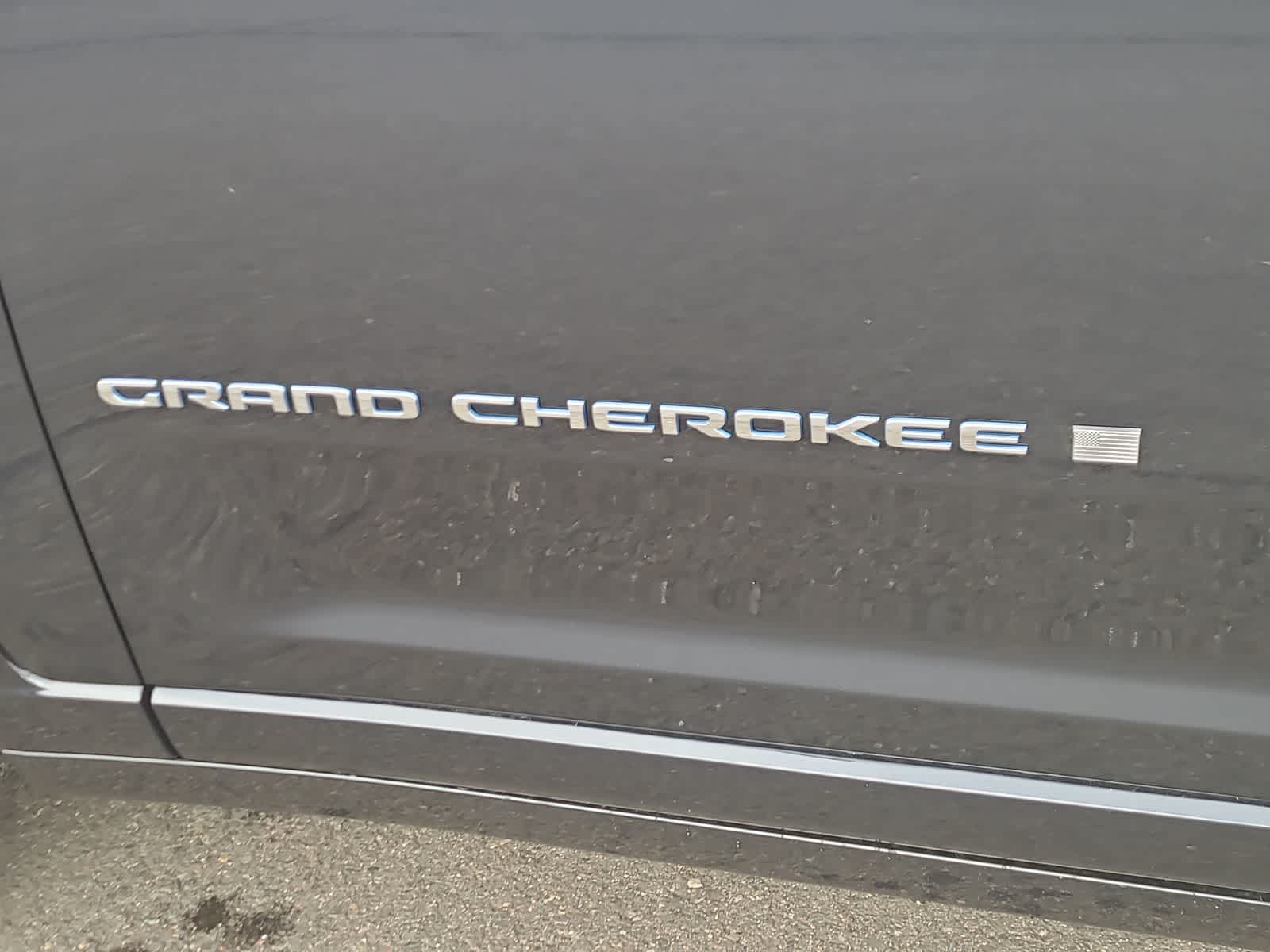 Thumbnail: 2024 Jeep Grand Cherokee - 15