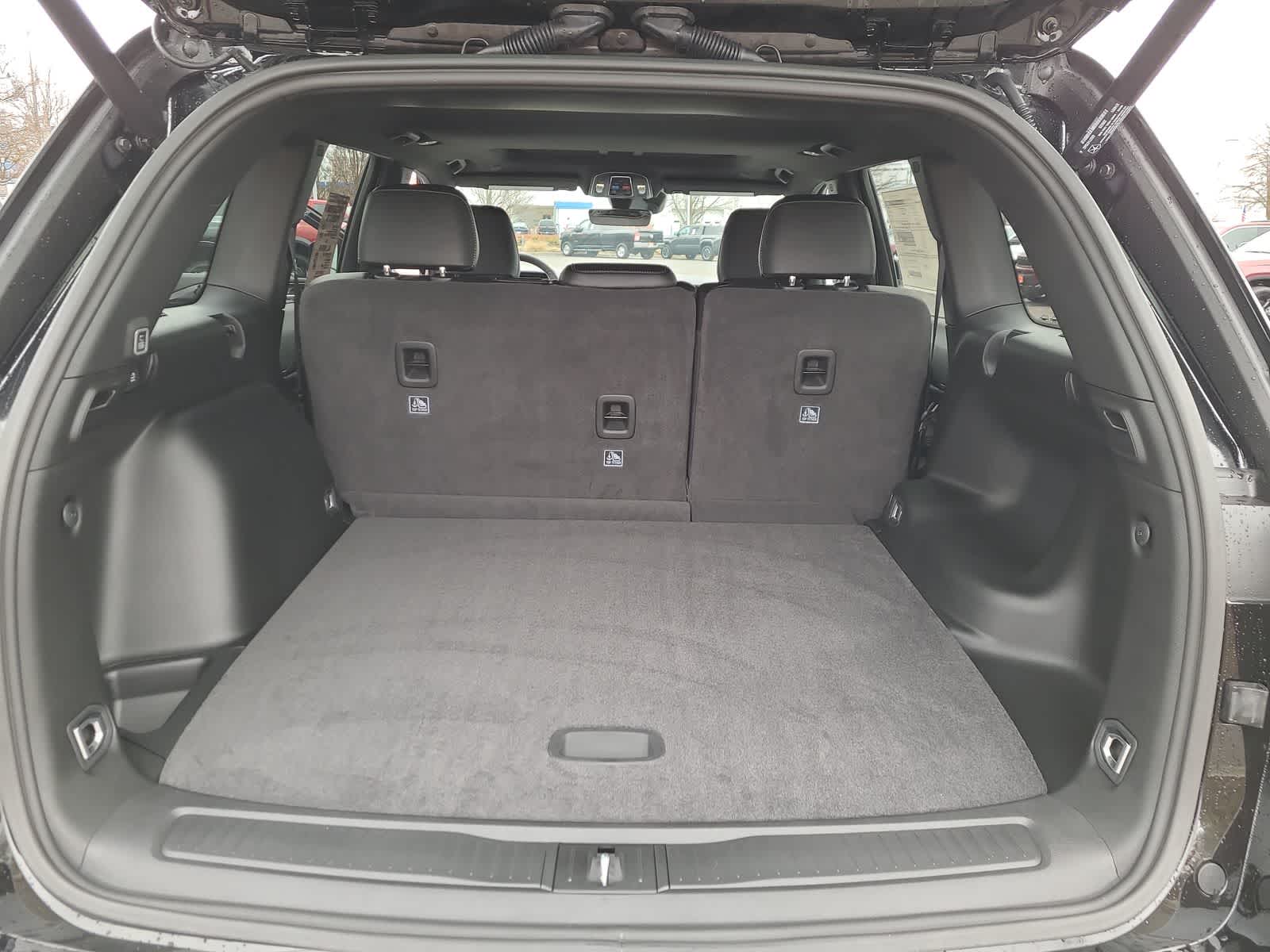 Thumbnail: 2025 Jeep Grand Cherokee - 27