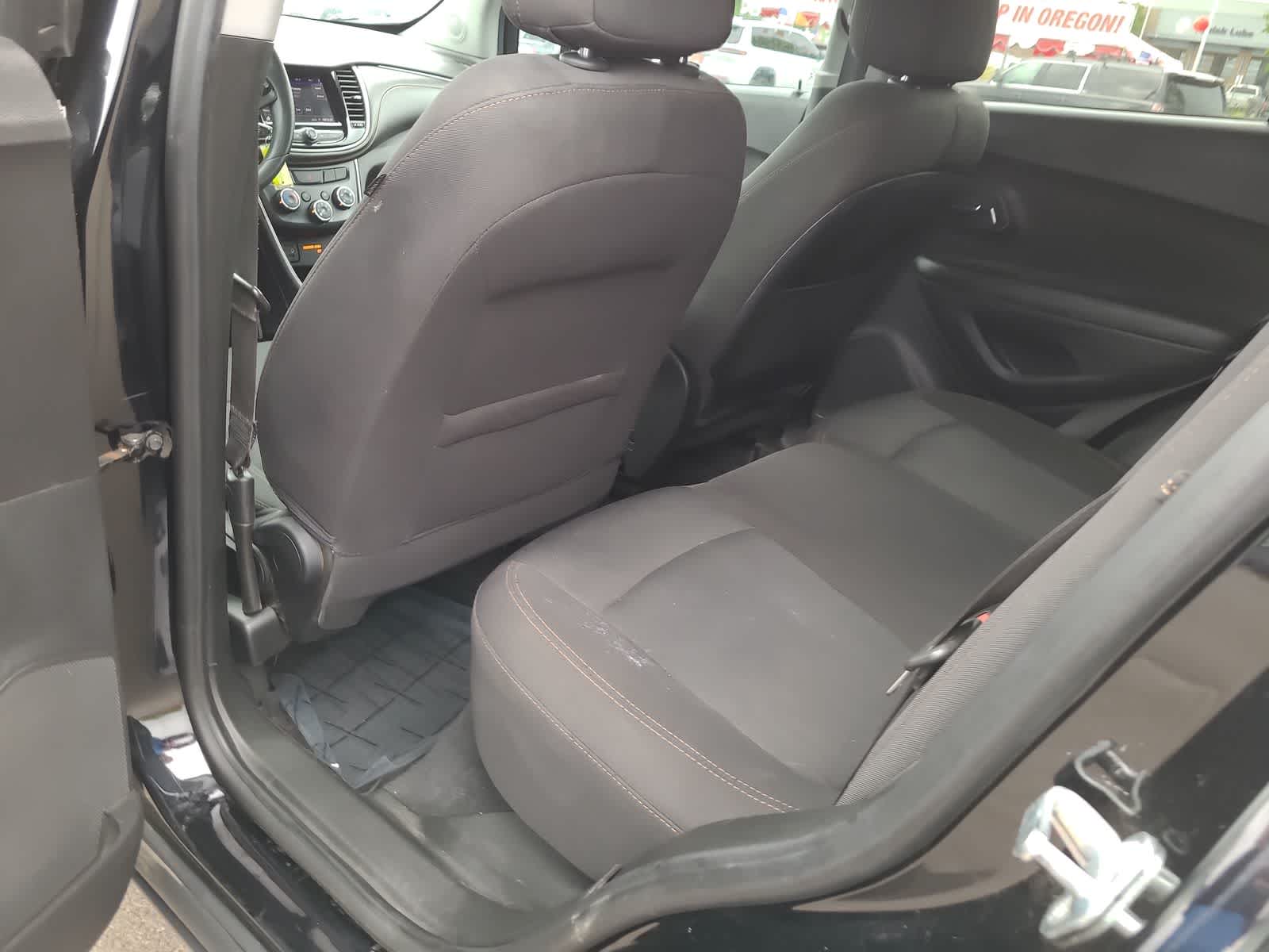 Thumbnail: 2020 Chevrolet Trax - 20