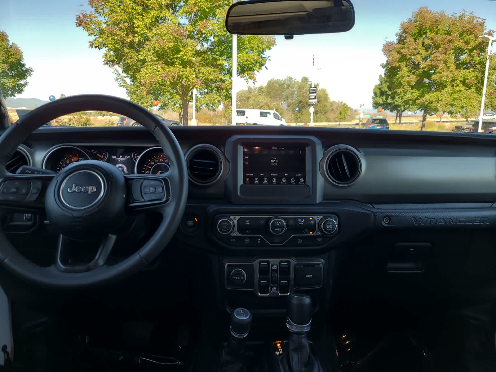 Thumbnail: 2023 Jeep Wrangler - 18