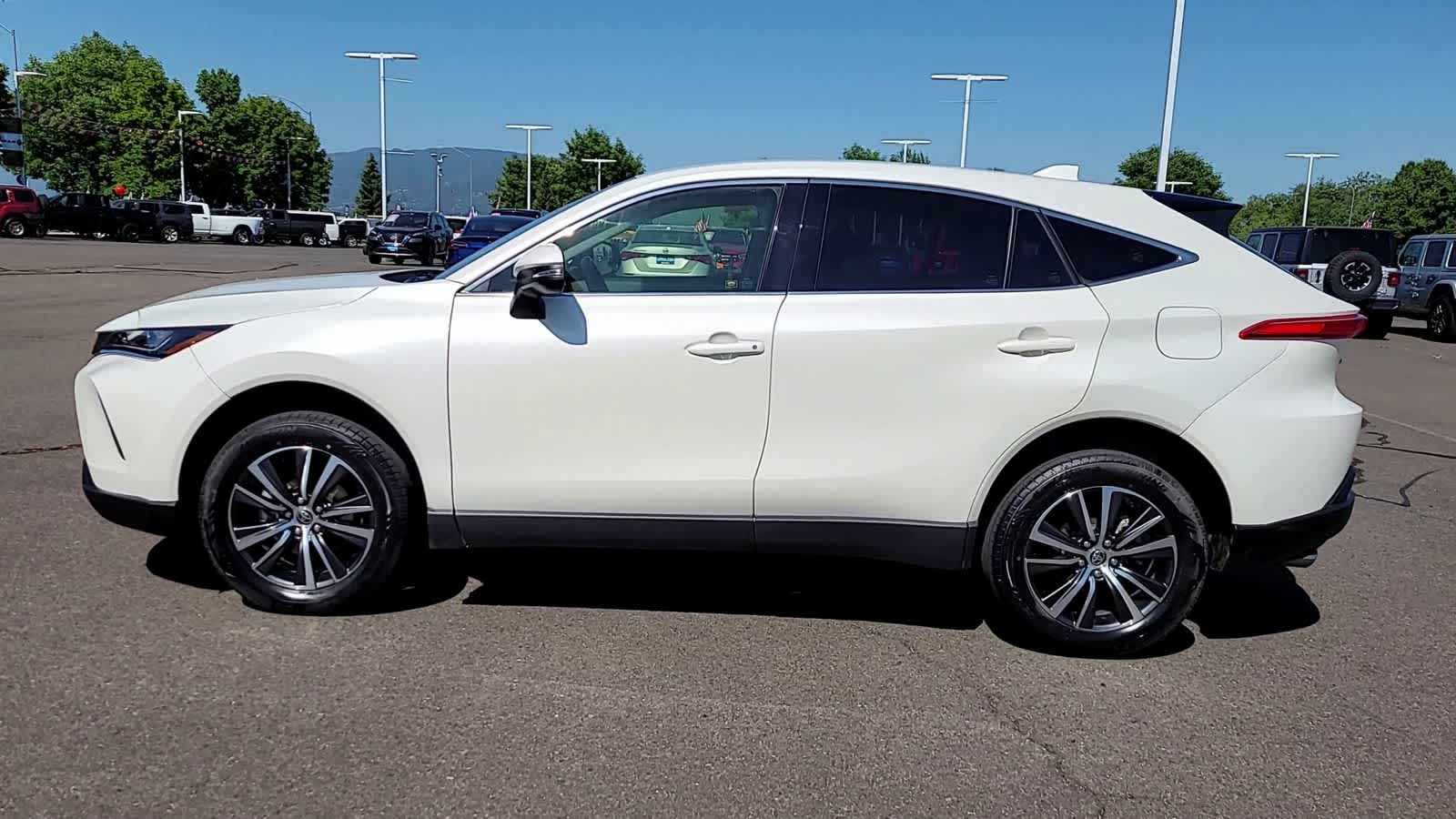 2021 Toyota Venza LE 5