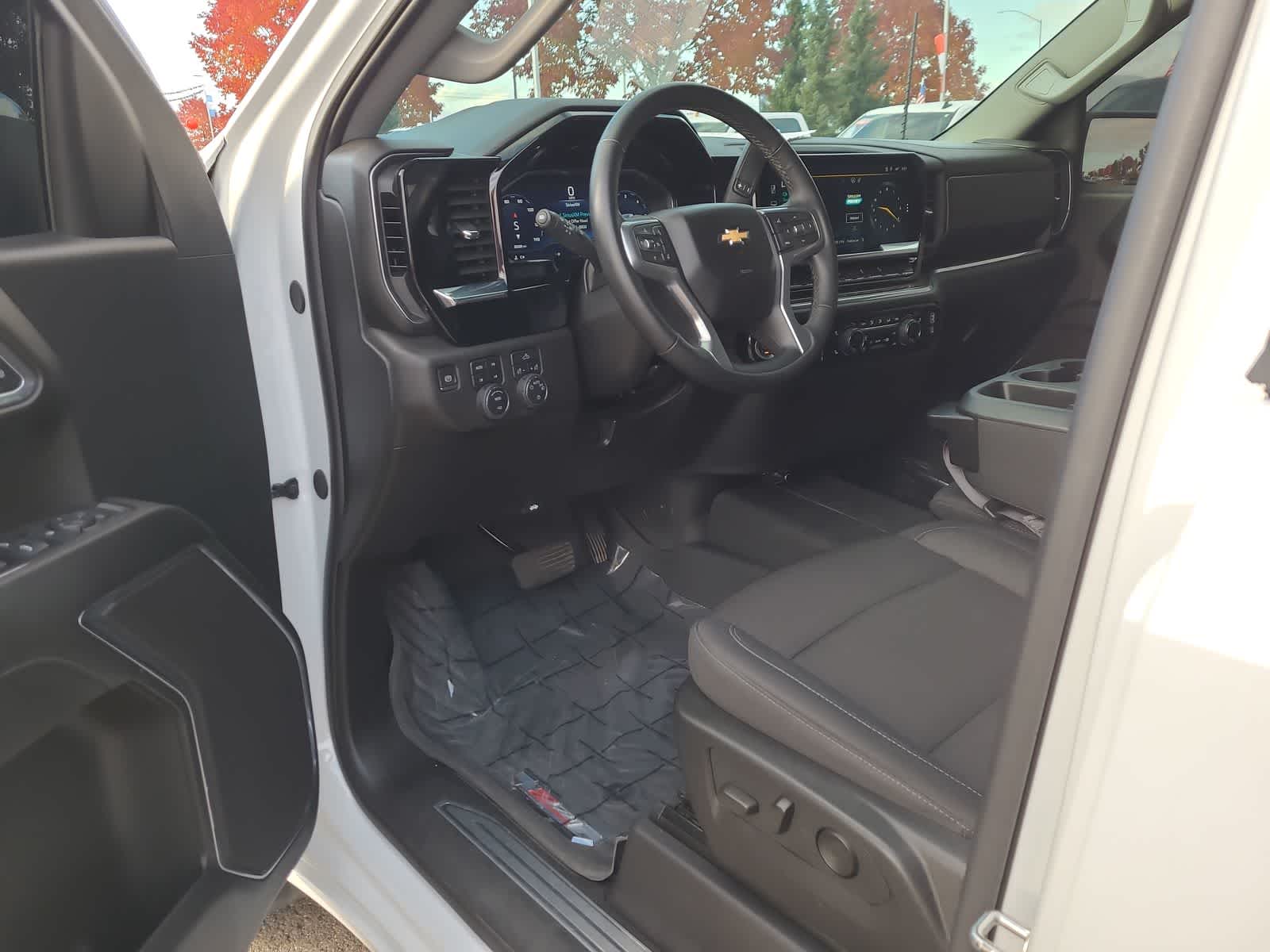 Thumbnail: 2024 Chevrolet Silverado 1500 - 10