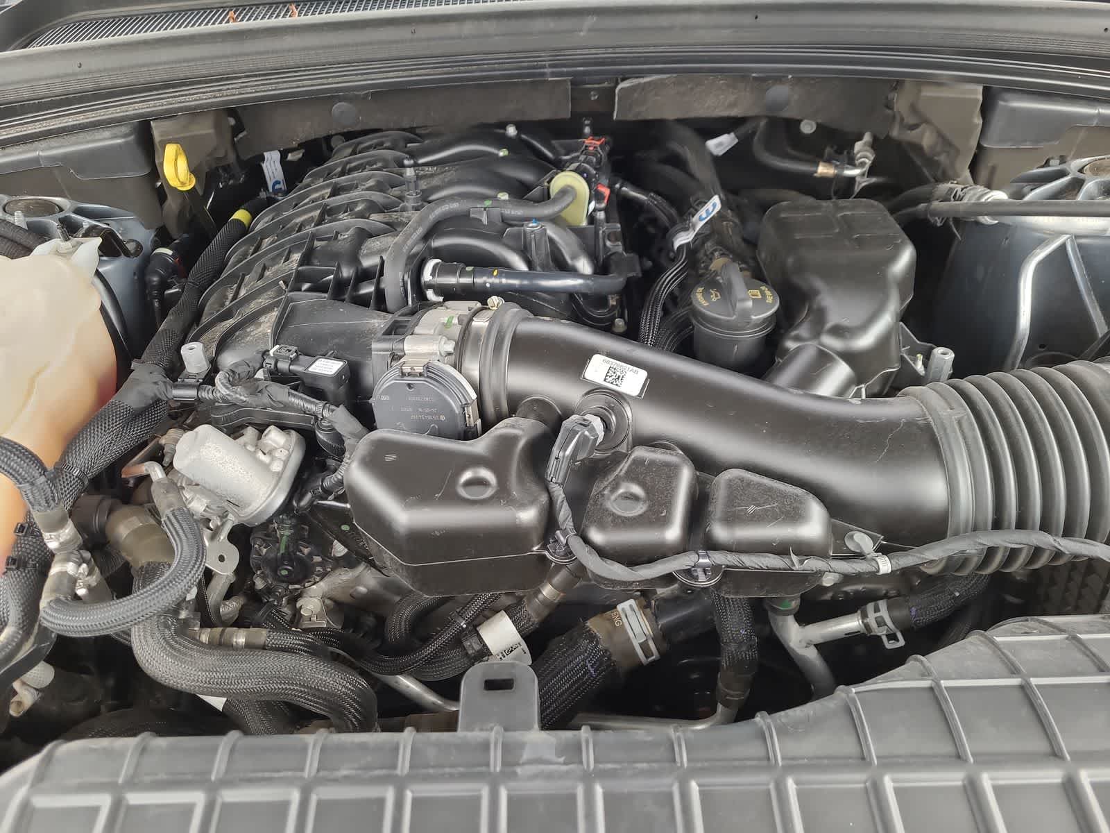 Thumbnail: 2024 Jeep Grand Cherokee L - 17