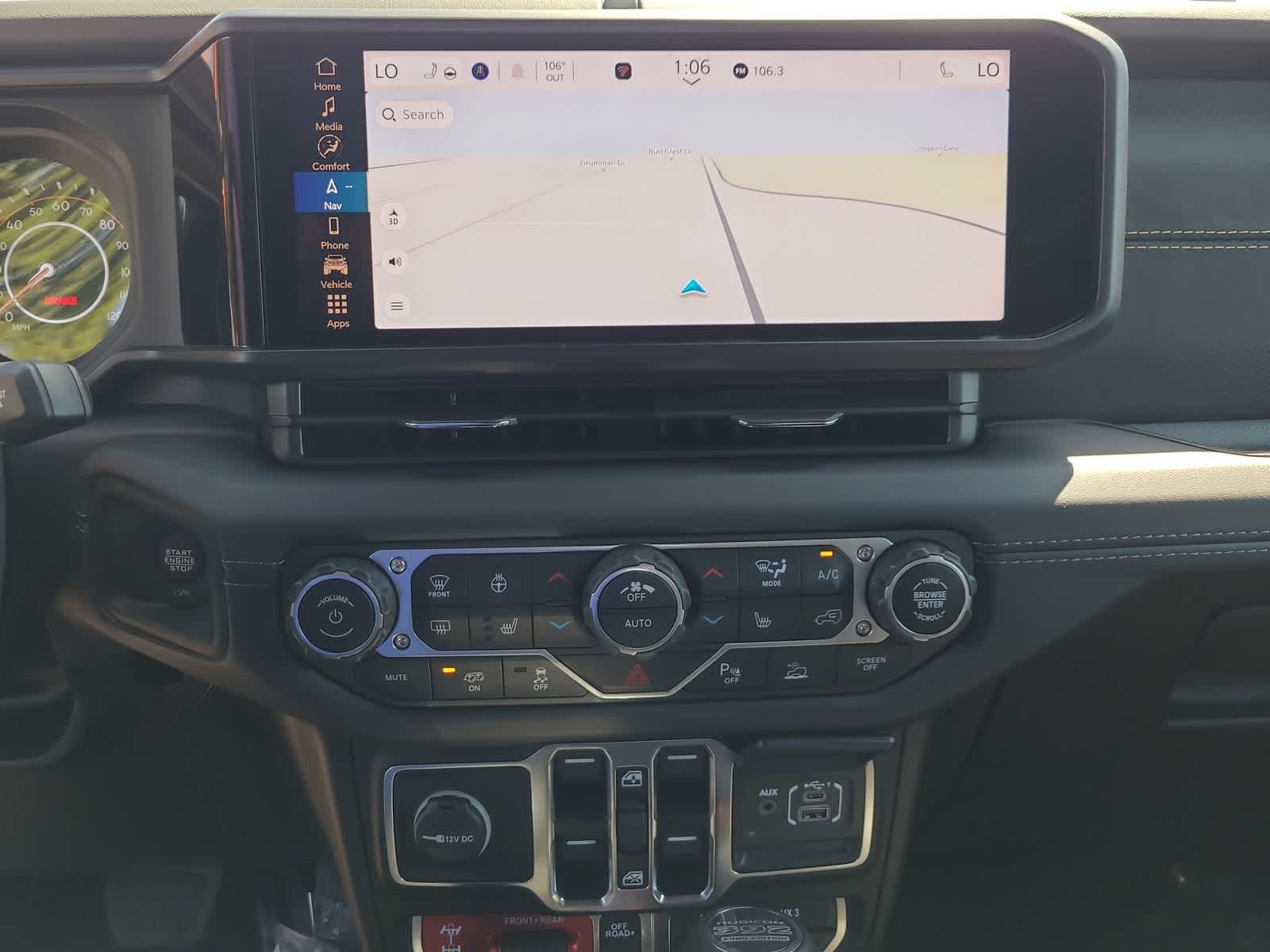 Thumbnail: 2025 Jeep Wrangler - 24