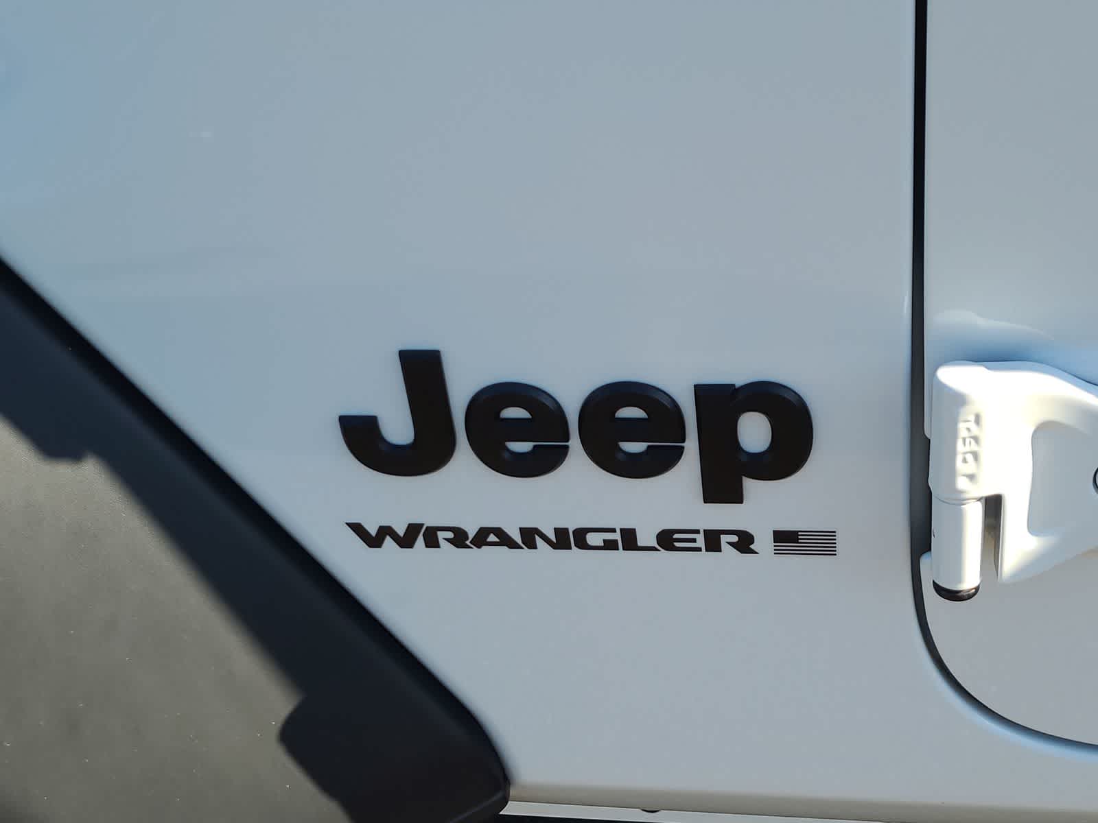 Thumbnail: 2023 Jeep Wrangler - 15