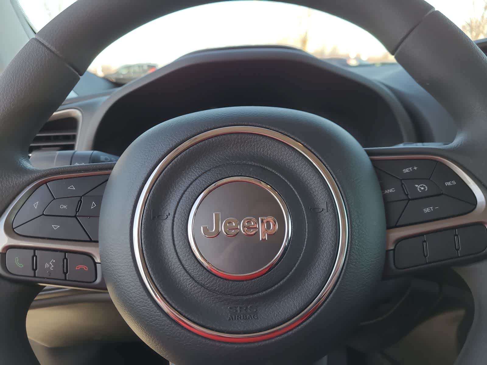 Thumbnail: 2022 Jeep Renegade - 23