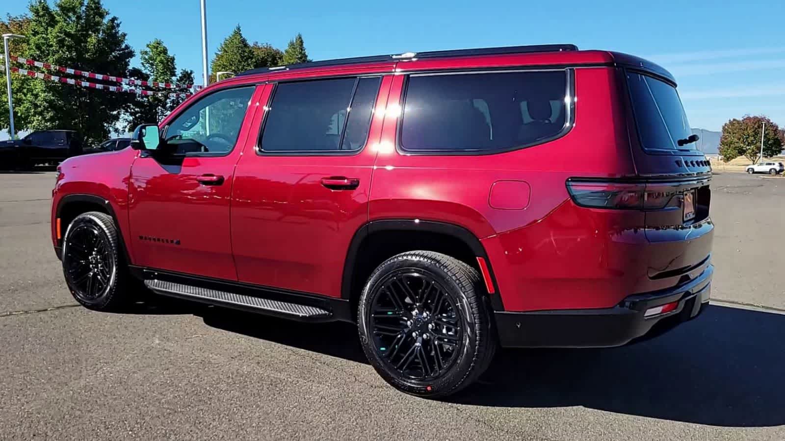 Thumbnail: 2024 Jeep Wagoneer - 6