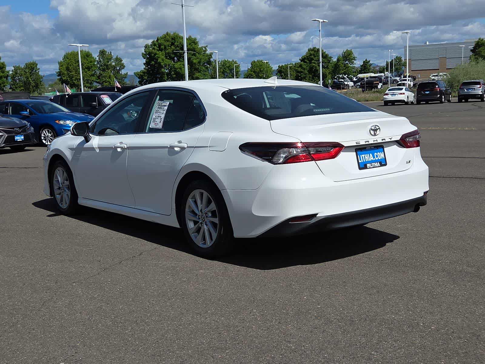 Thumbnail: 2023 Toyota Camry - 12