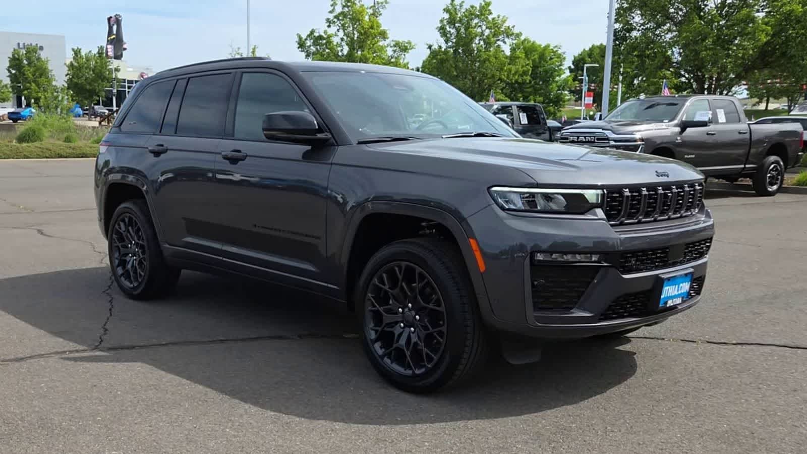 Thumbnail: 2026 Jeep Grand Cherokee - 2
