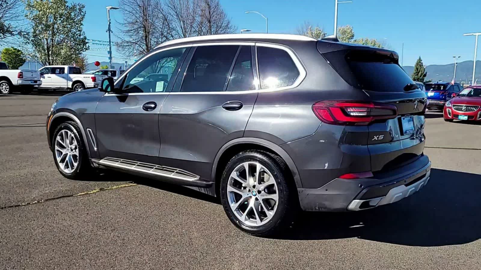 Thumbnail: 2023 BMW X5 - 6