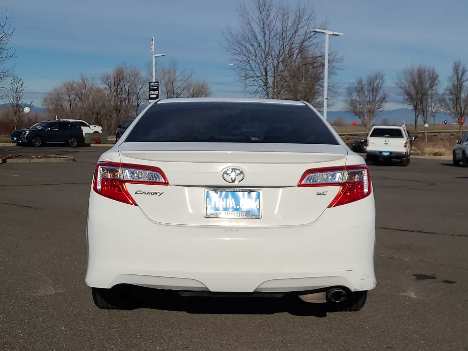 Thumbnail: 2014 Toyota Camry - 13