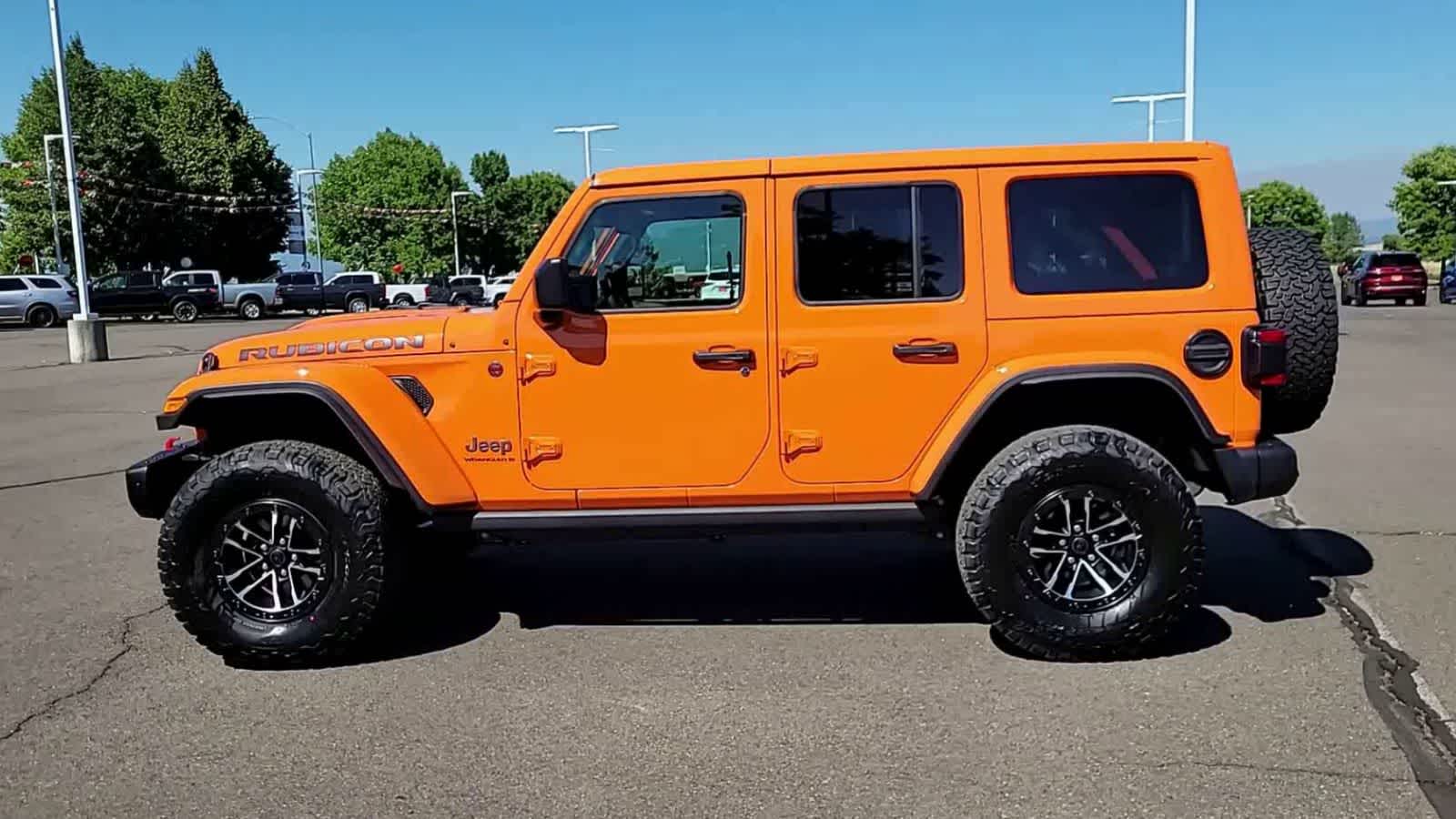 Thumbnail: 2025 Jeep Wrangler - 5
