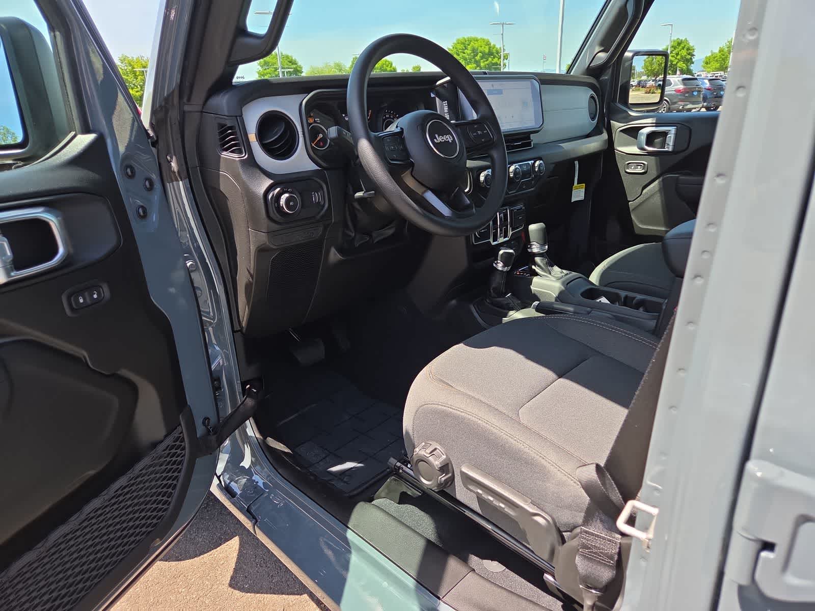 Thumbnail: 2026 Jeep Wrangler - 10