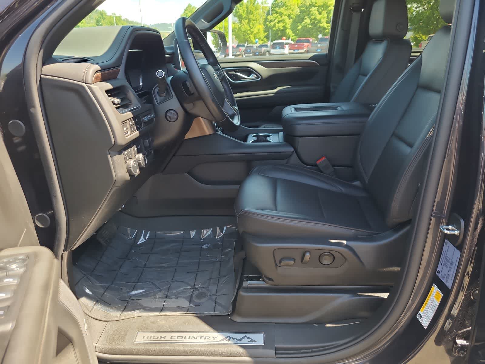 Thumbnail: 2024 Chevrolet Tahoe - 19