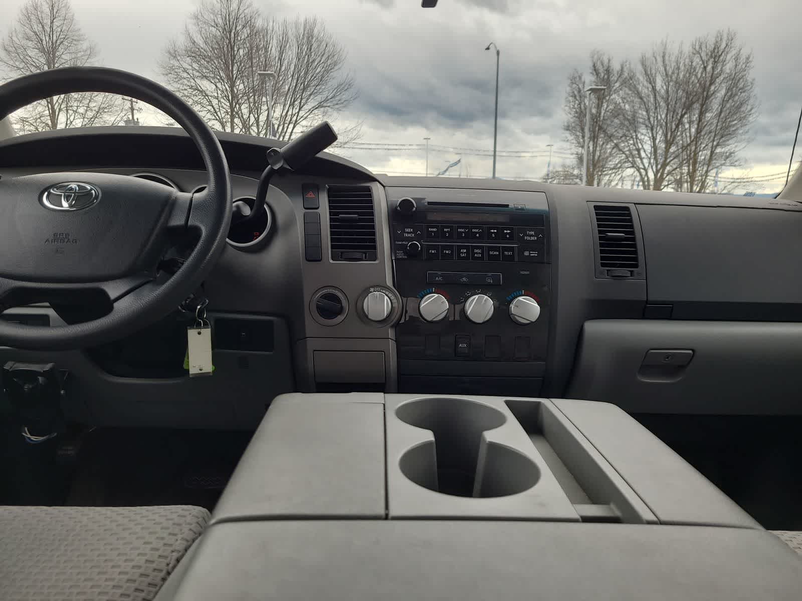 Thumbnail: 2010 Toyota Tundra - 18