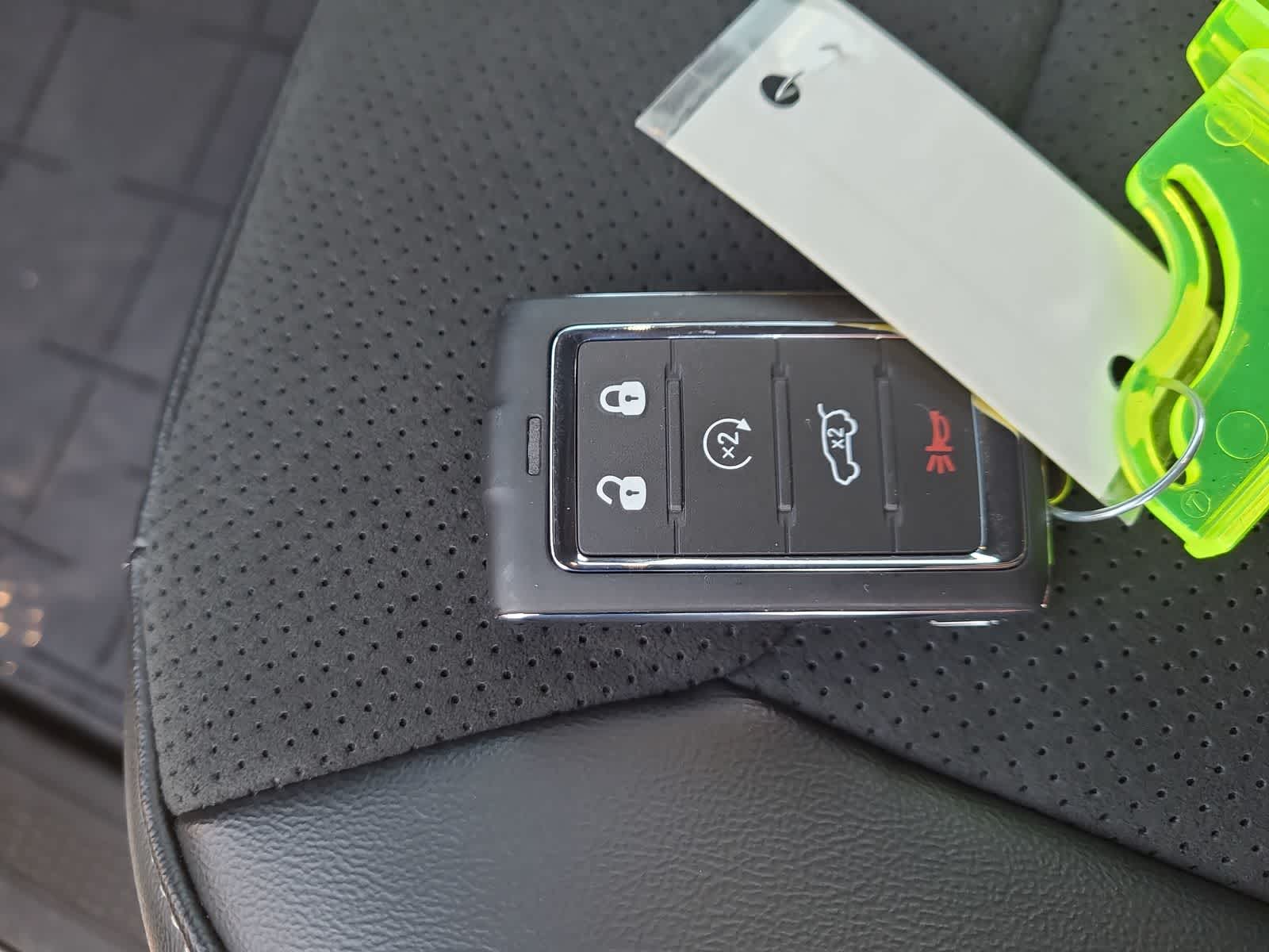 Thumbnail: 2026 Jeep Grand Cherokee - 28