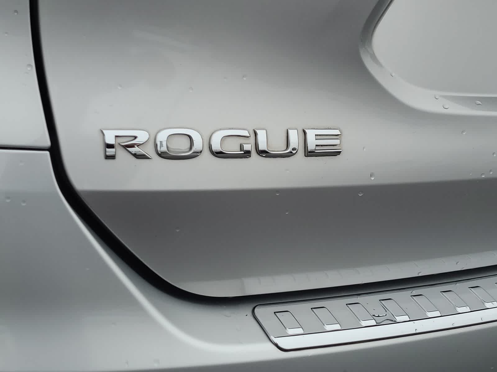 Thumbnail: 2016 Nissan Rogue - 15