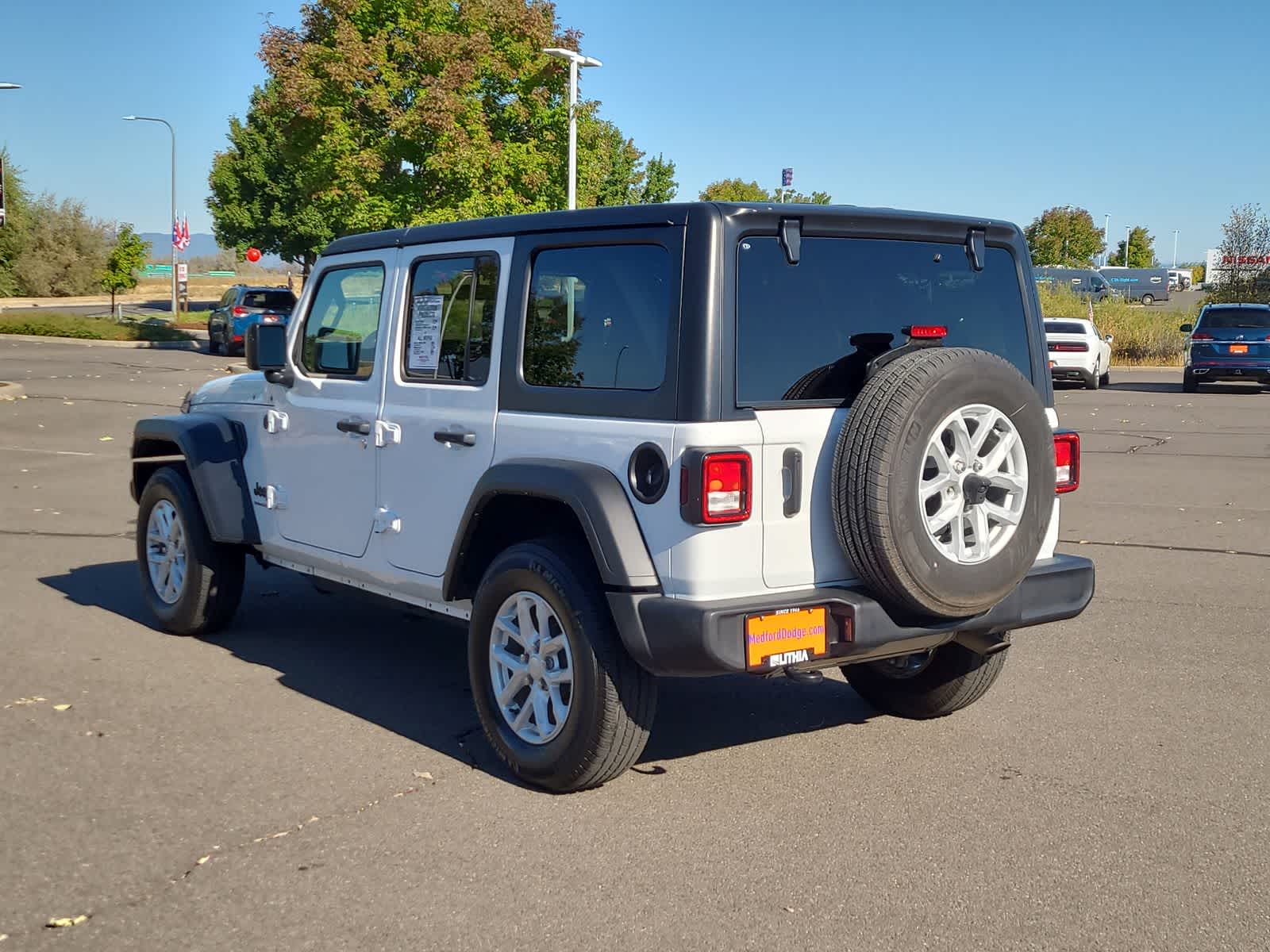 Thumbnail: 2023 Jeep Wrangler - 12