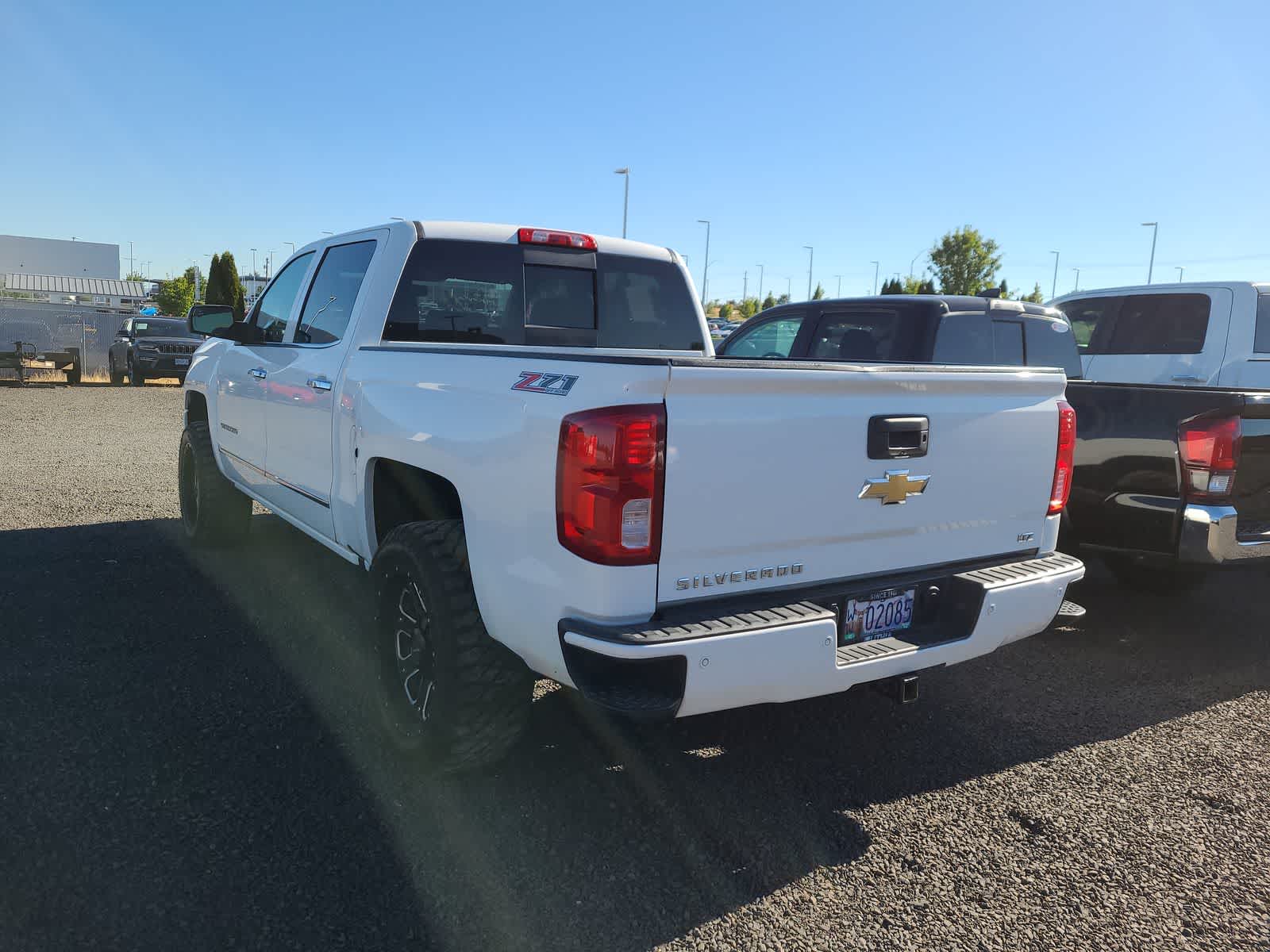 Thumbnail: 2016 Chevrolet Silverado 1500 - 3