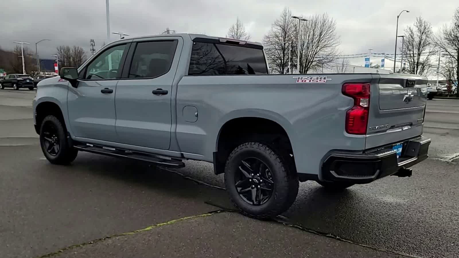 Thumbnail: 2025 Chevrolet Silverado 1500 - 6