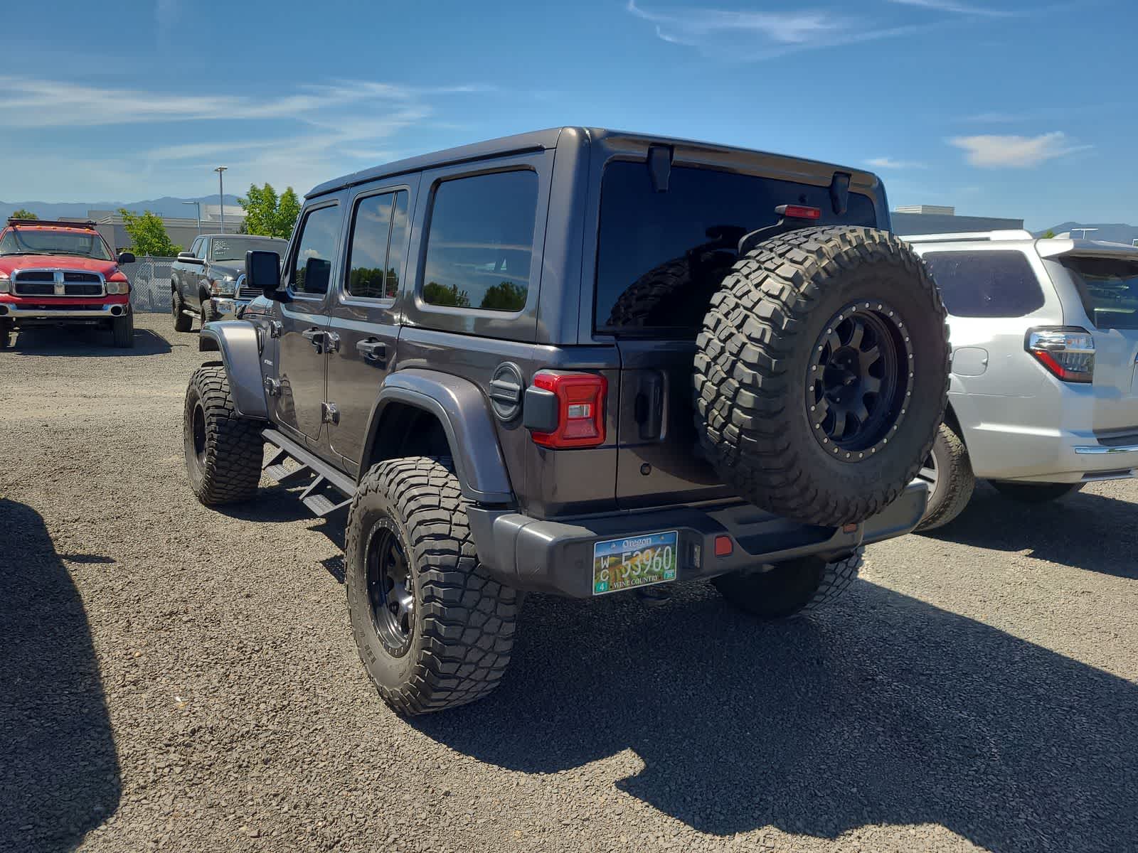 Thumbnail: 2019 Jeep Wrangler - 3