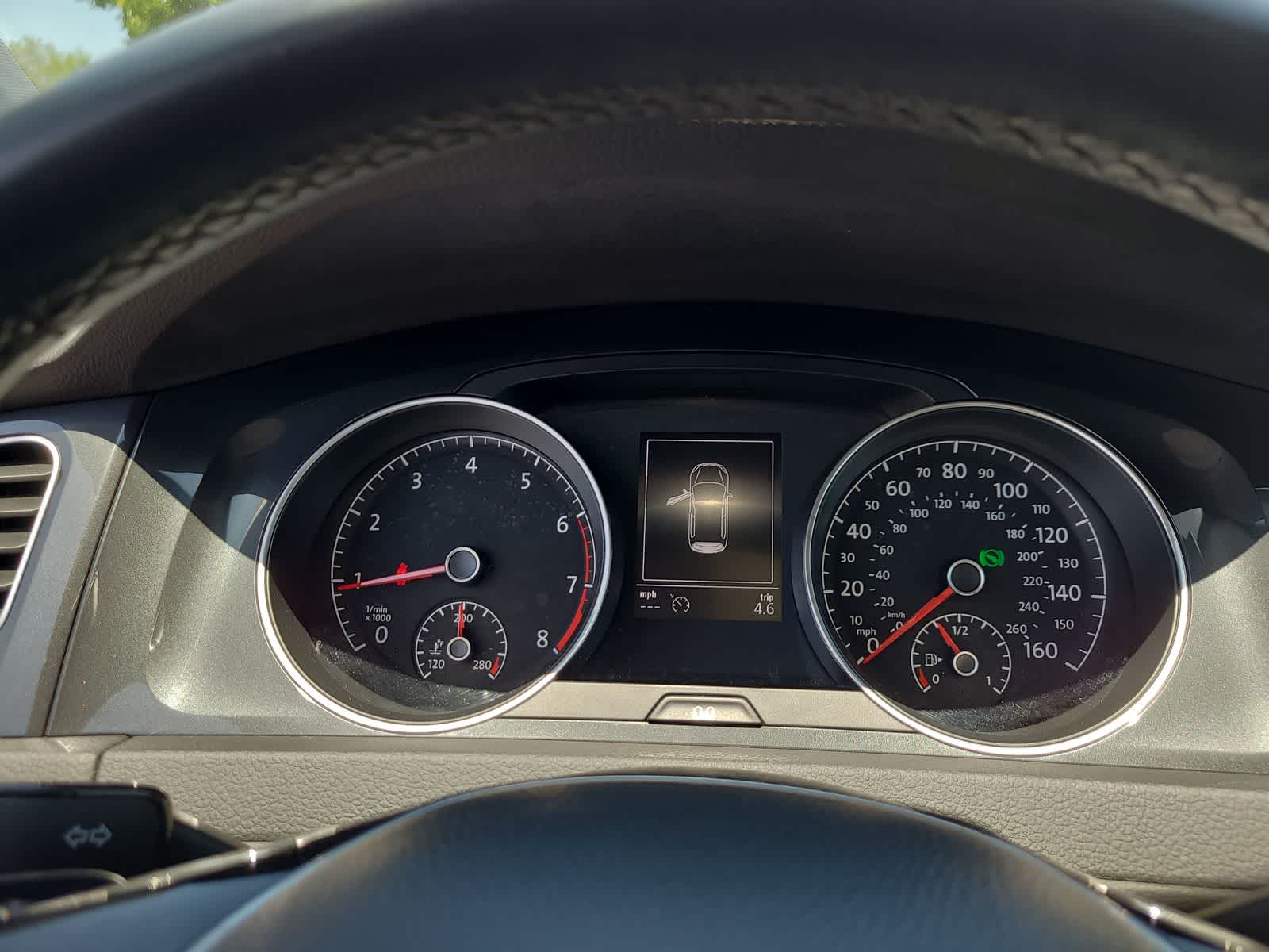 2021 Volkswagen Golf S 26