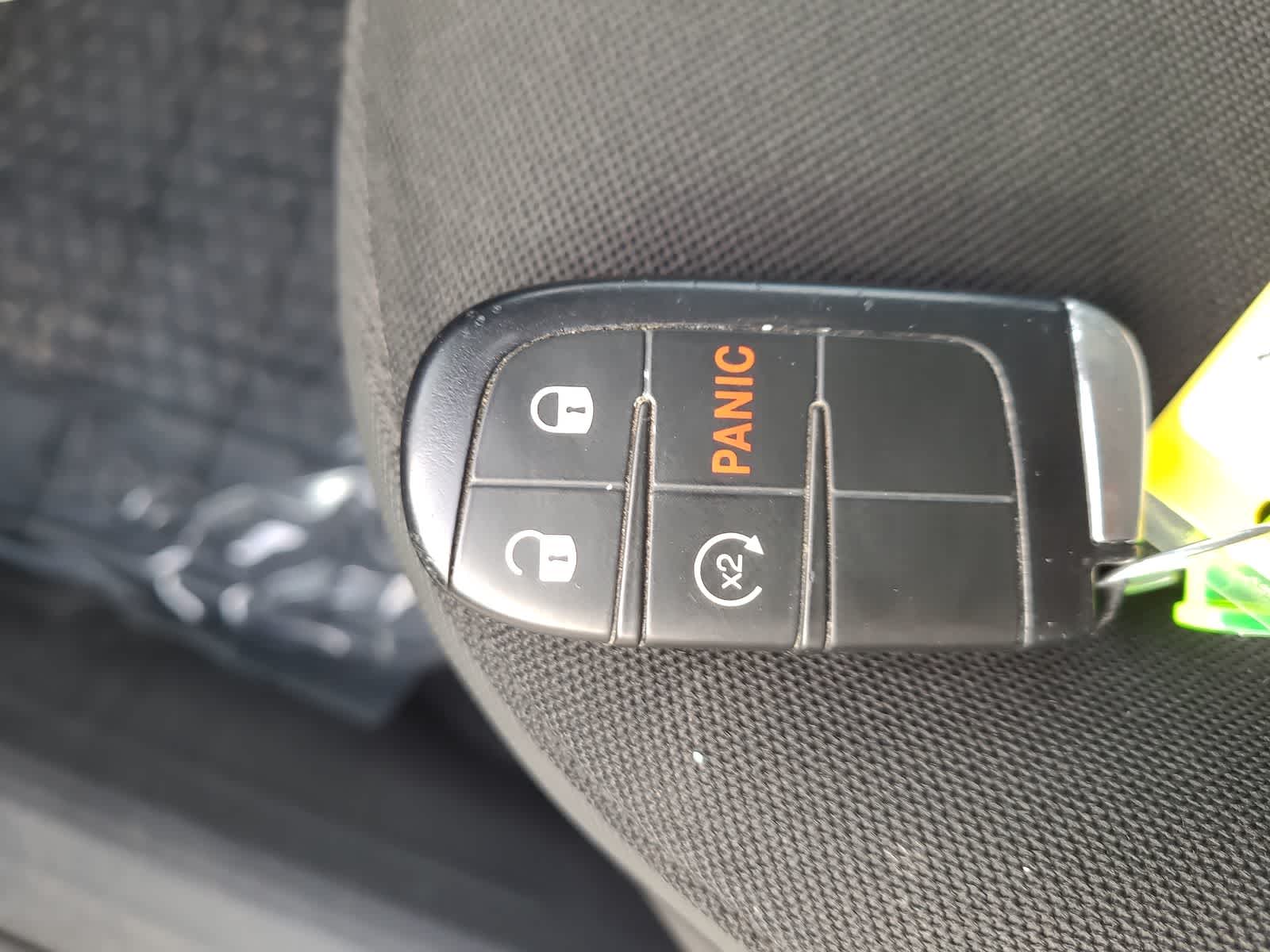 Thumbnail: 2023 Jeep Renegade - 28