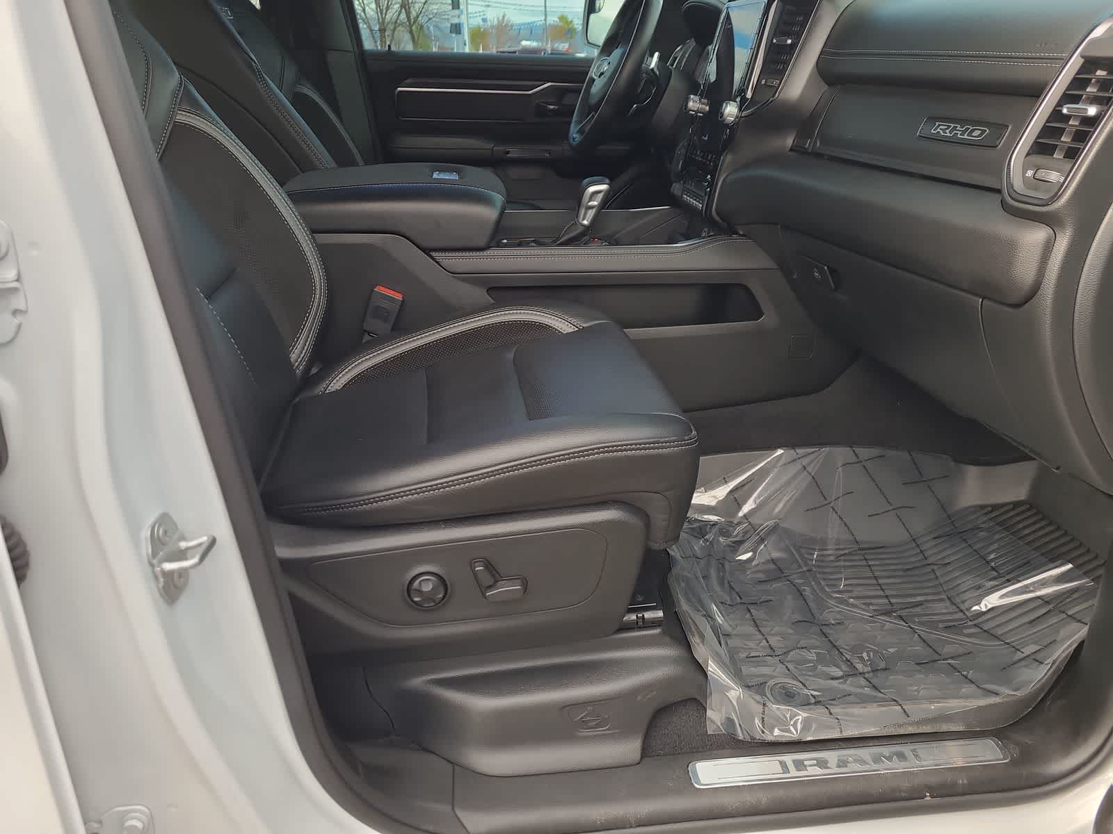 Thumbnail: 2025 RAM 1500 - 22