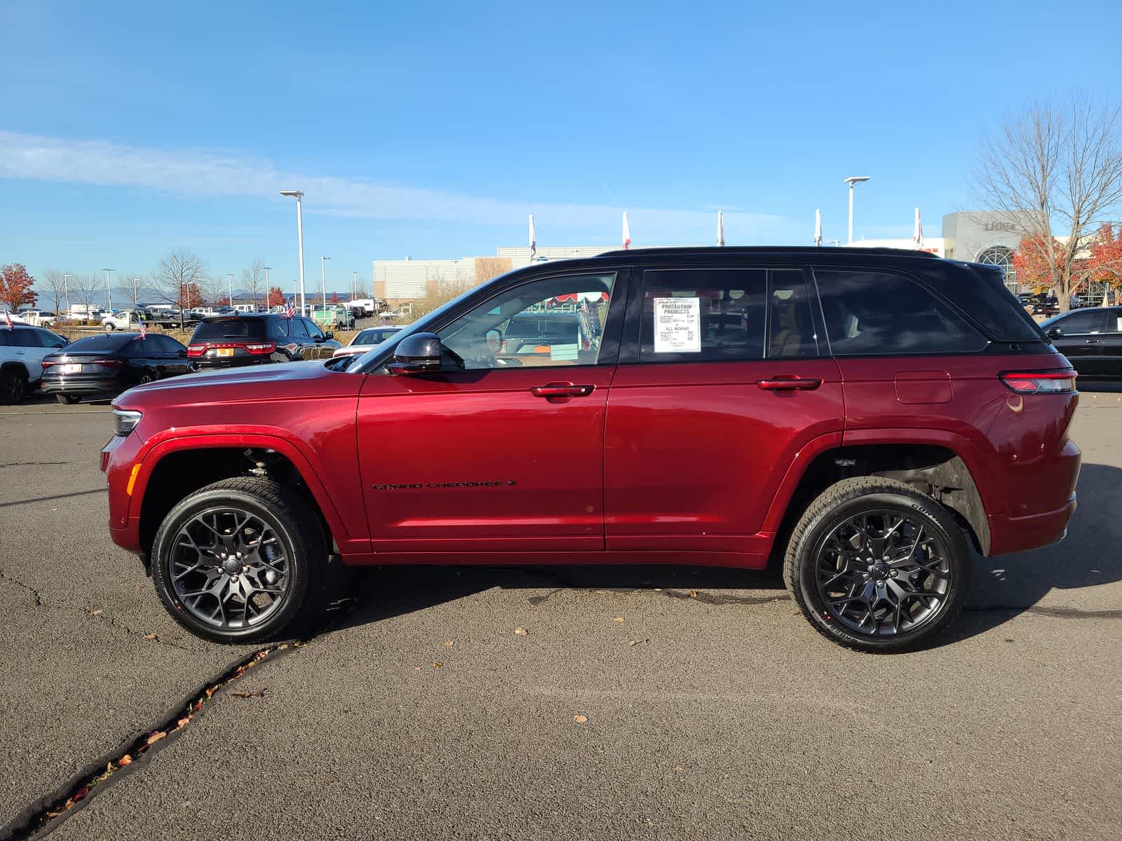 Thumbnail: 2025 Jeep Grand Cherokee - 11