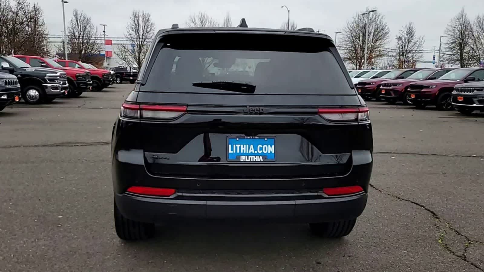 Thumbnail: 2025 Jeep Grand Cherokee - 7