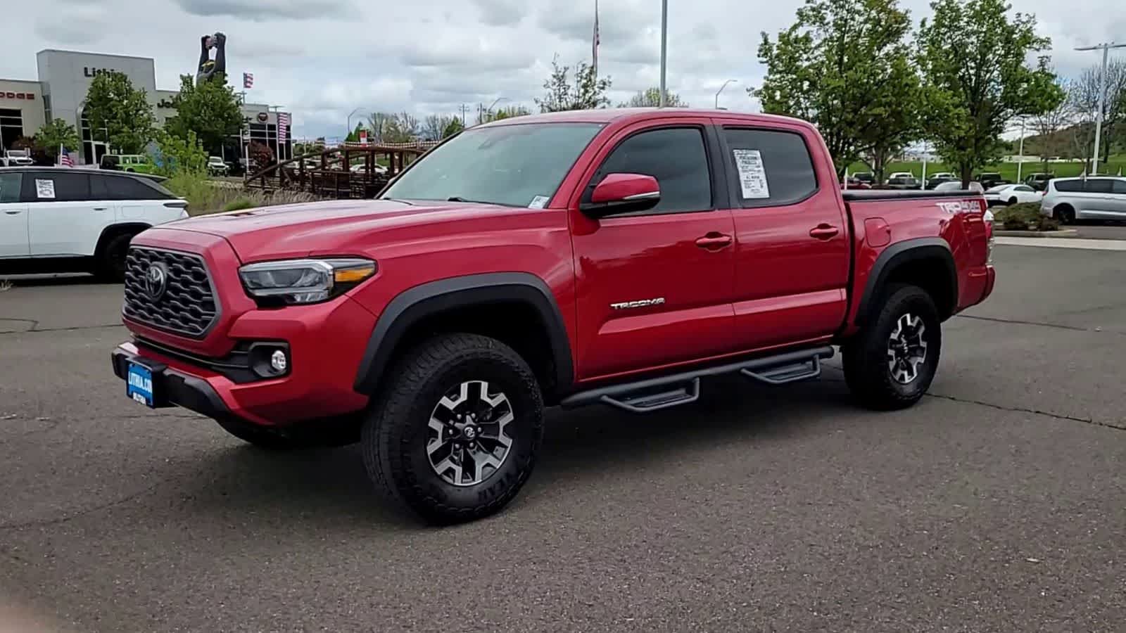 Thumbnail: 2022 Toyota Tacoma - 4
