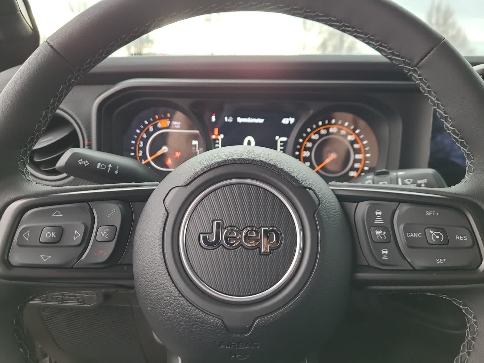 Thumbnail: 2025 Jeep Wrangler - 23