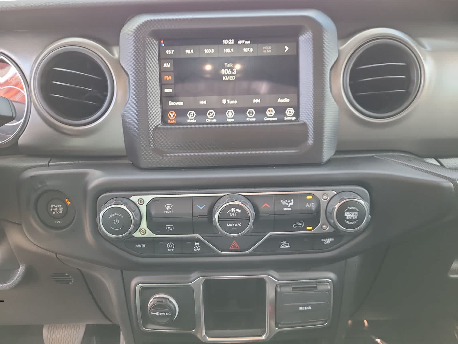 Thumbnail: 2023 Jeep Wrangler - 24