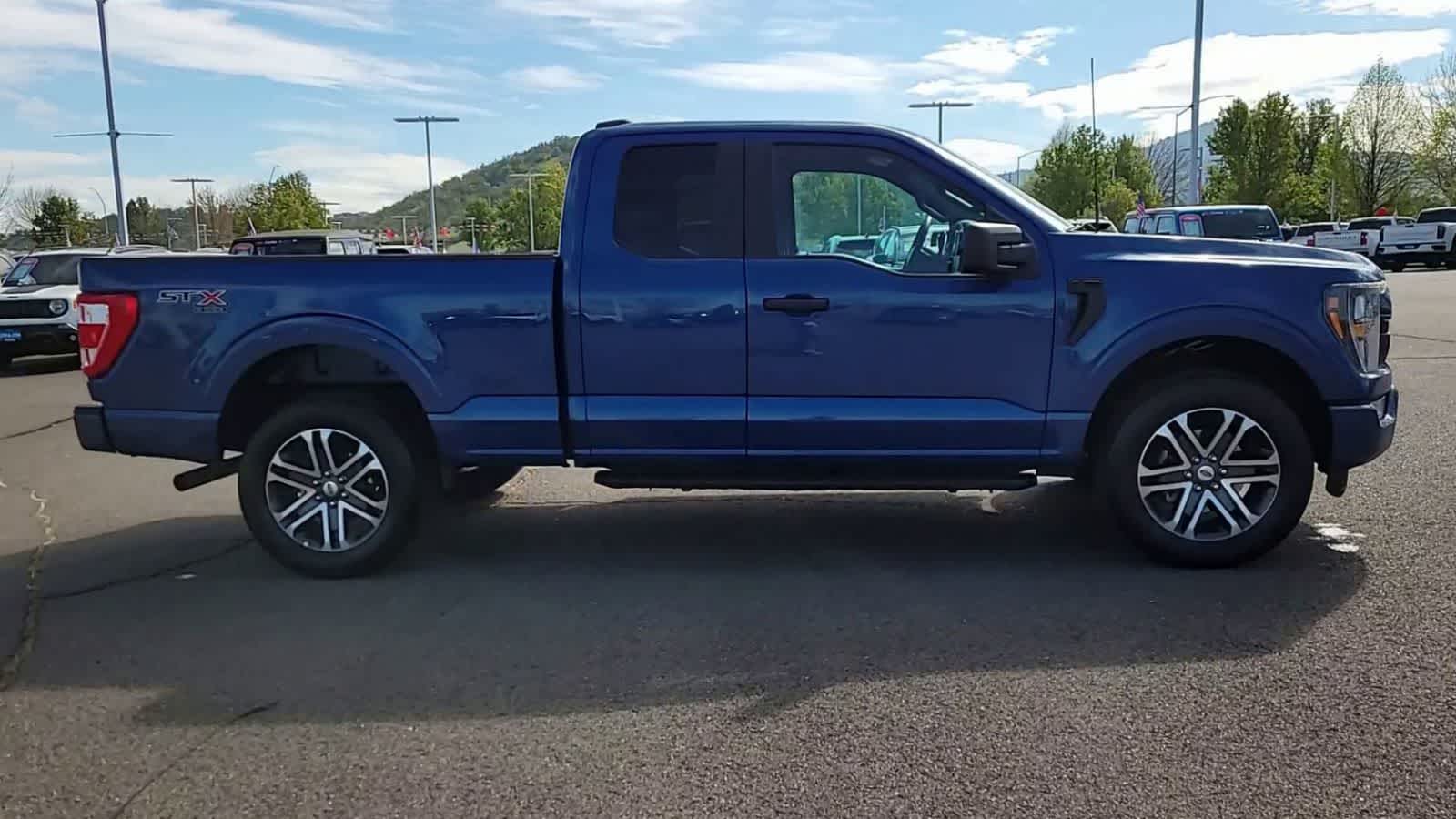 Thumbnail: 2023 Ford F-150 - 9