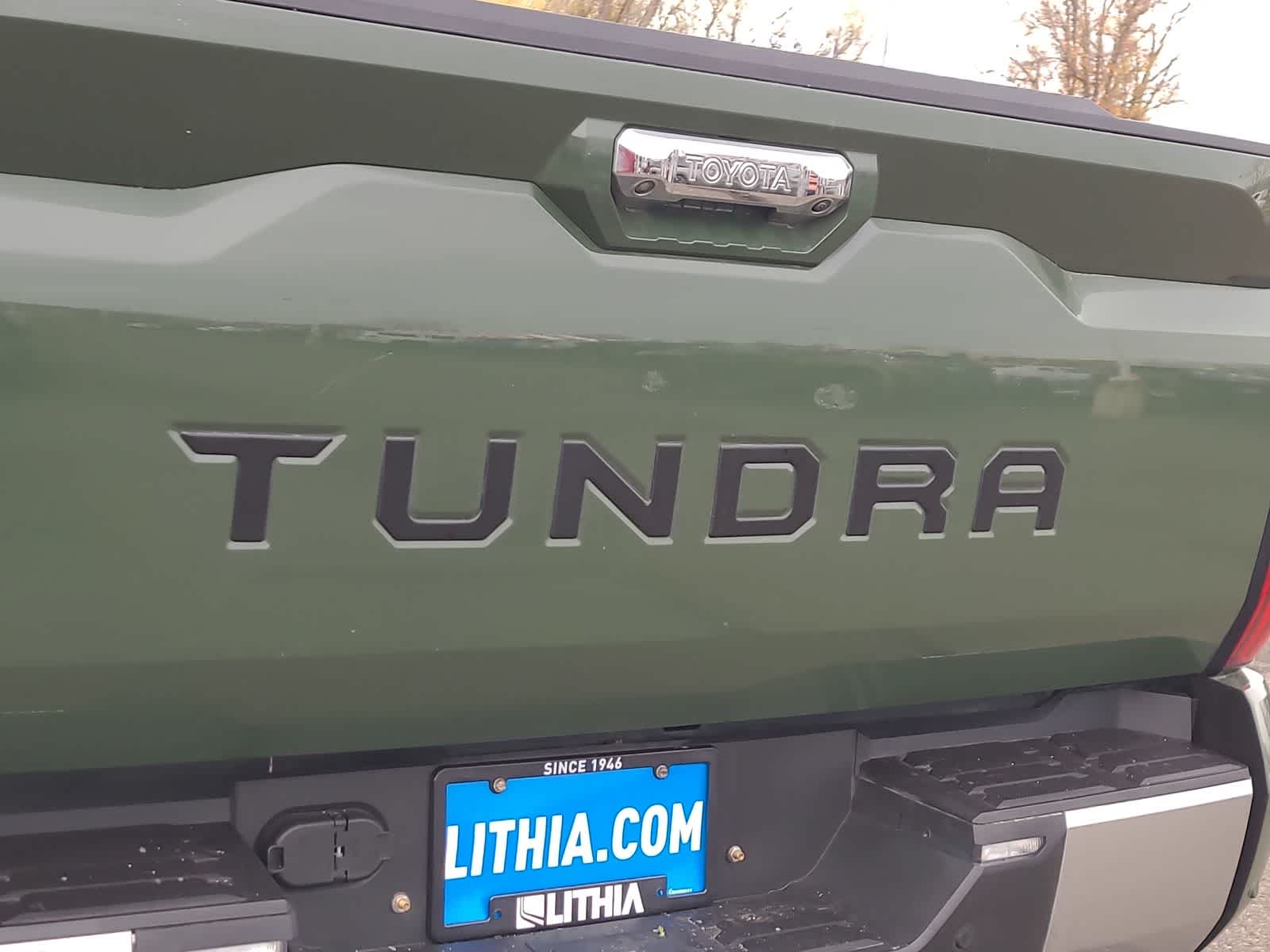 Thumbnail: 2022 Toyota Tundra - 15