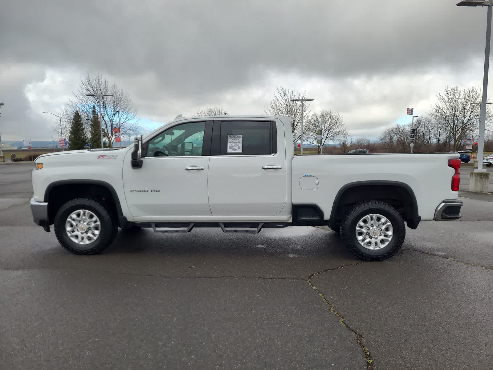 Thumbnail: 2021 Chevrolet Silverado 2500 - 11