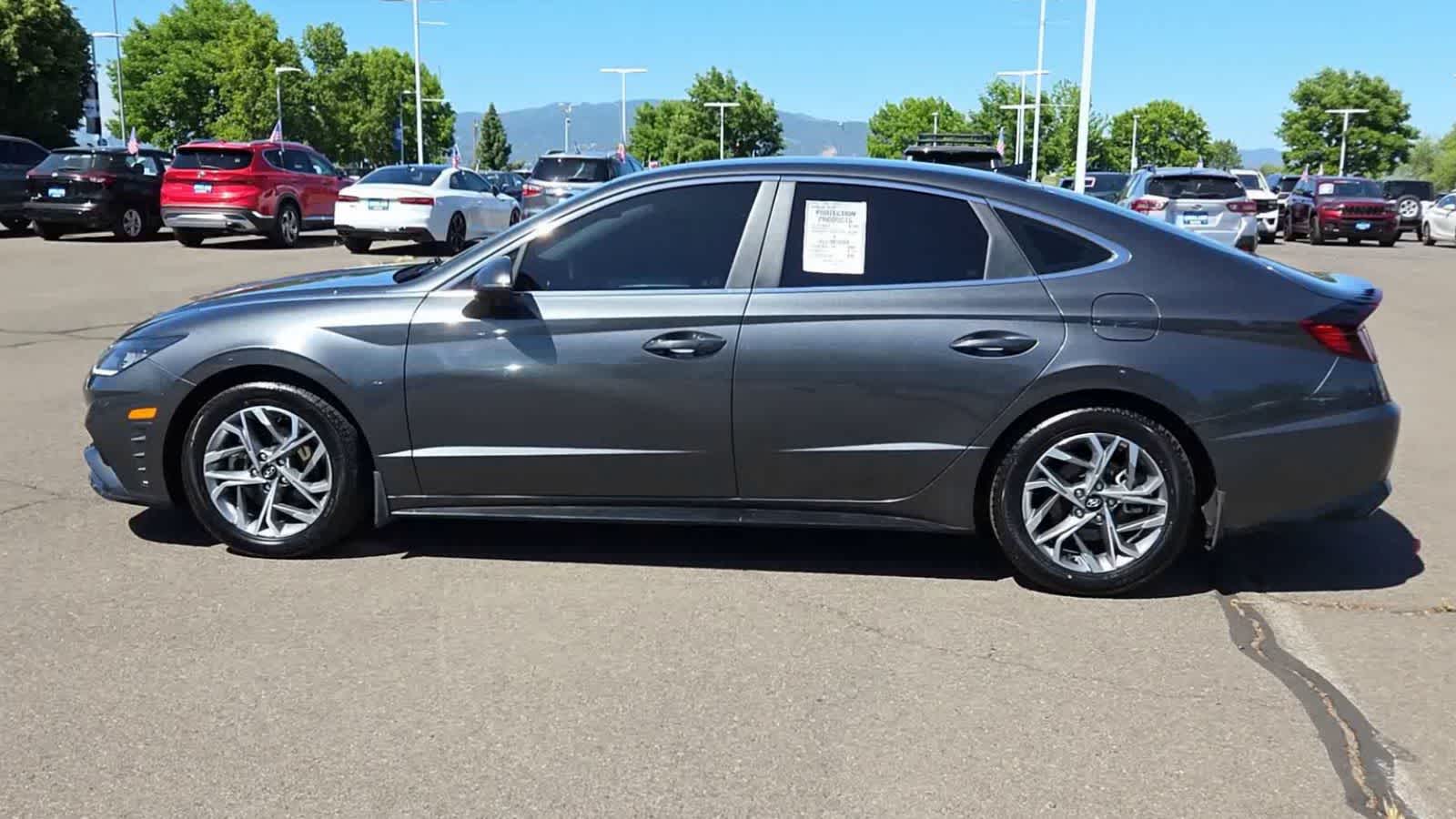 Thumbnail: 2023 Hyundai Sonata - 4